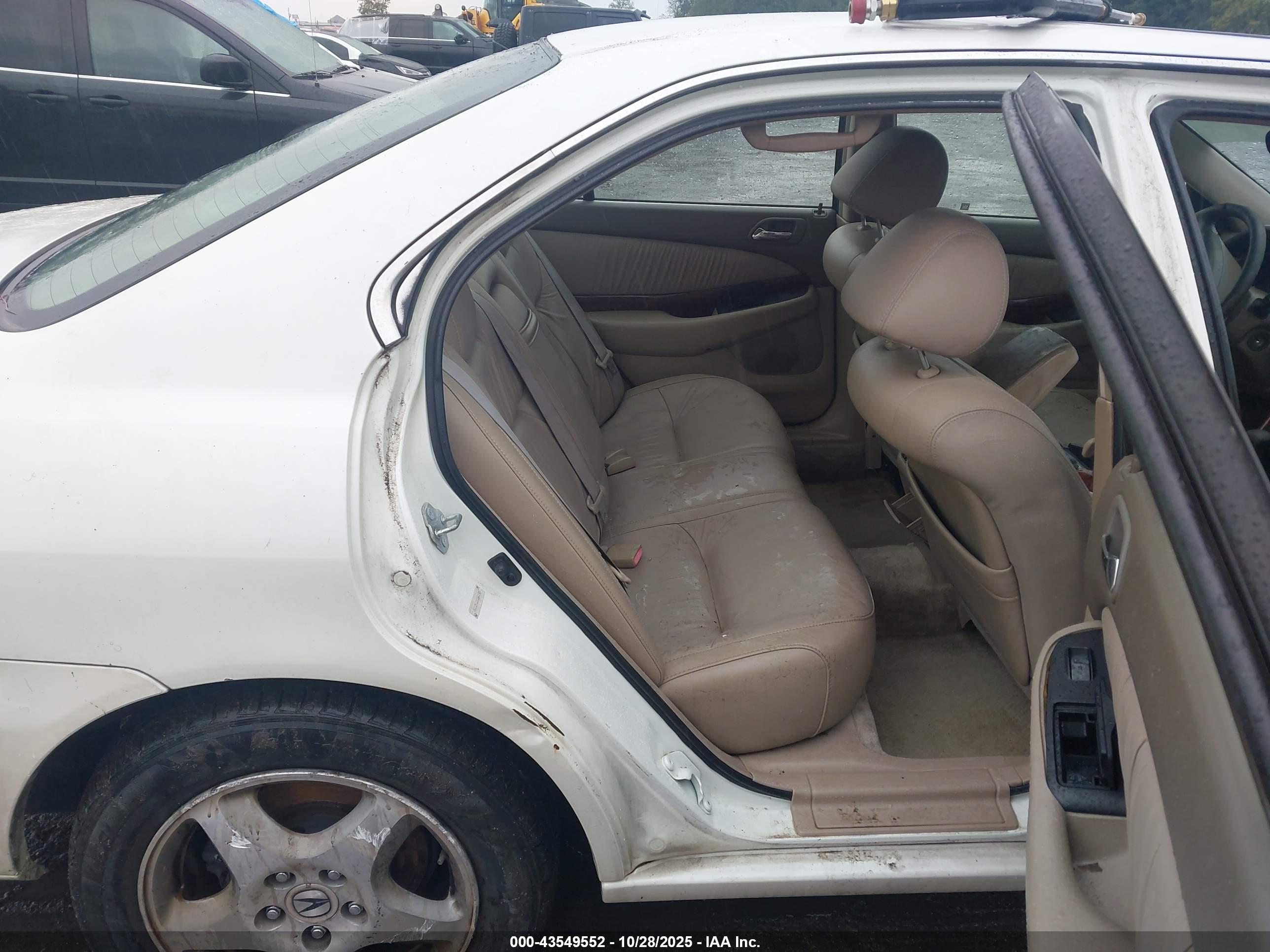 ACURA TL image 8