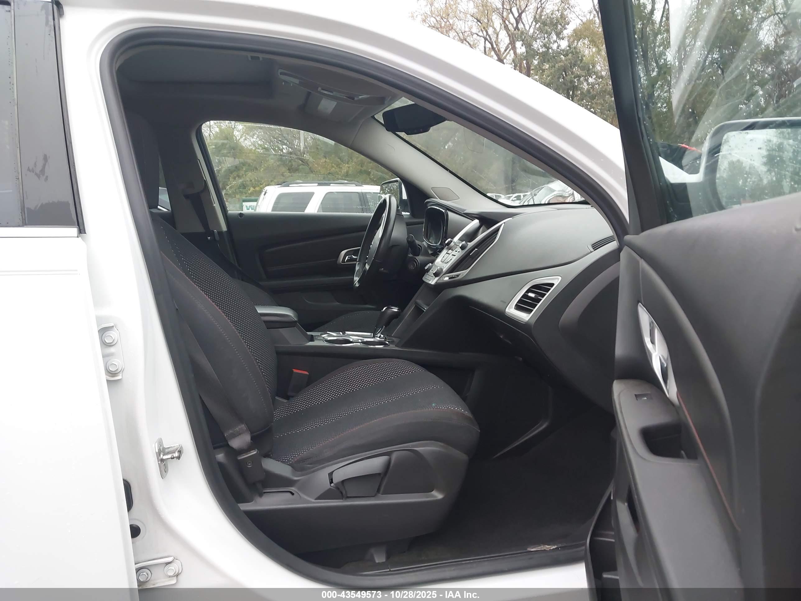 GMC TERRAIN image 5