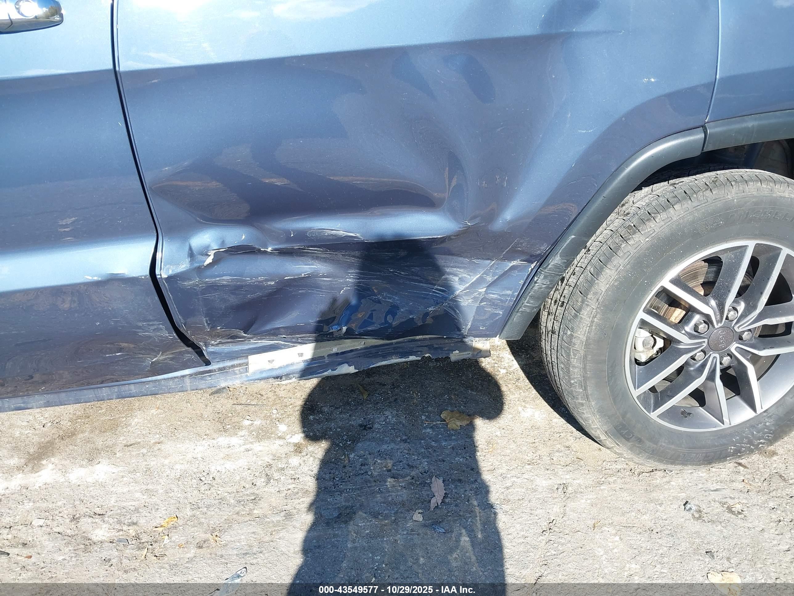 JEEP GRAND image 6
