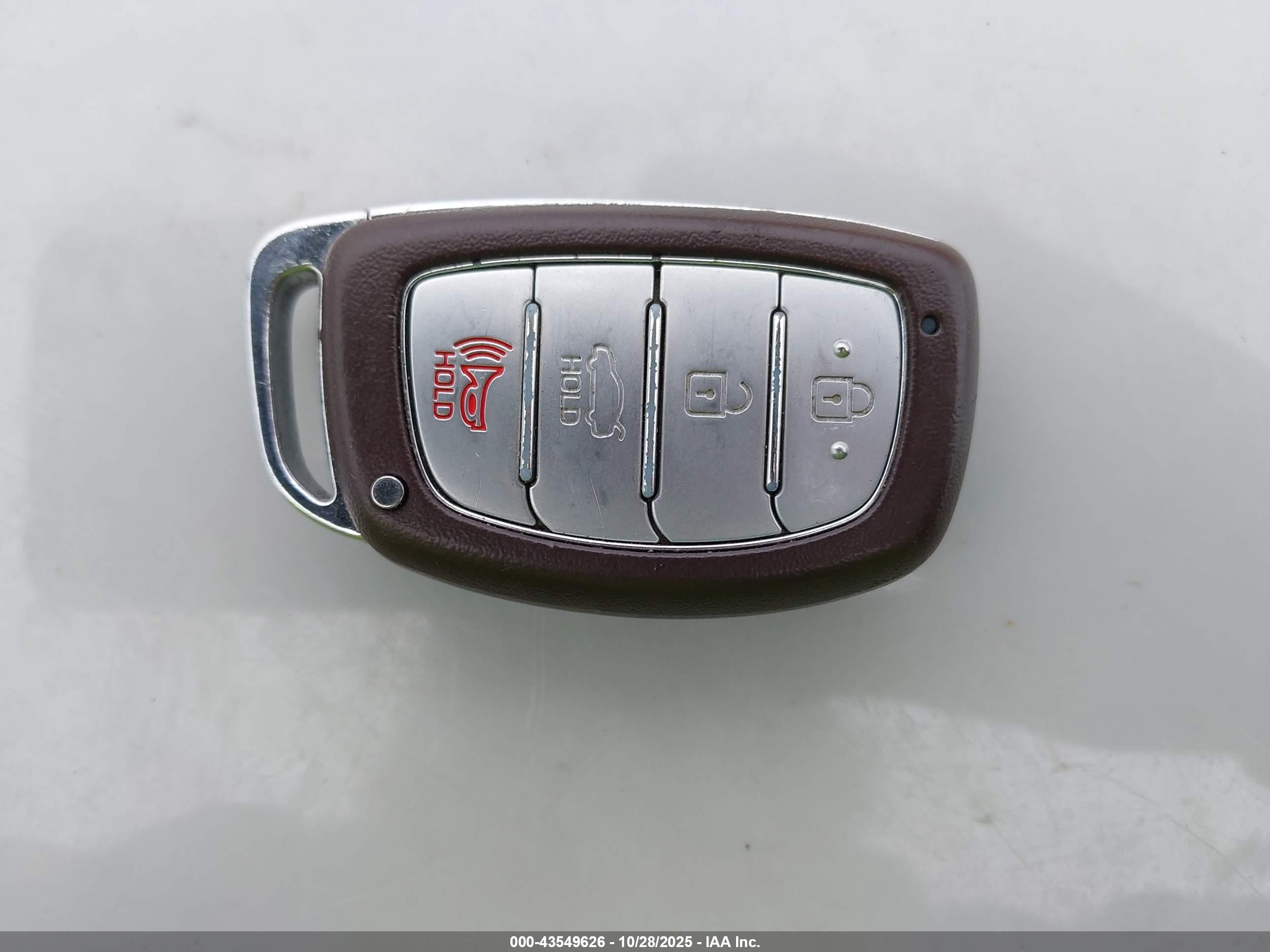 HYUNDAI SONATA image 11