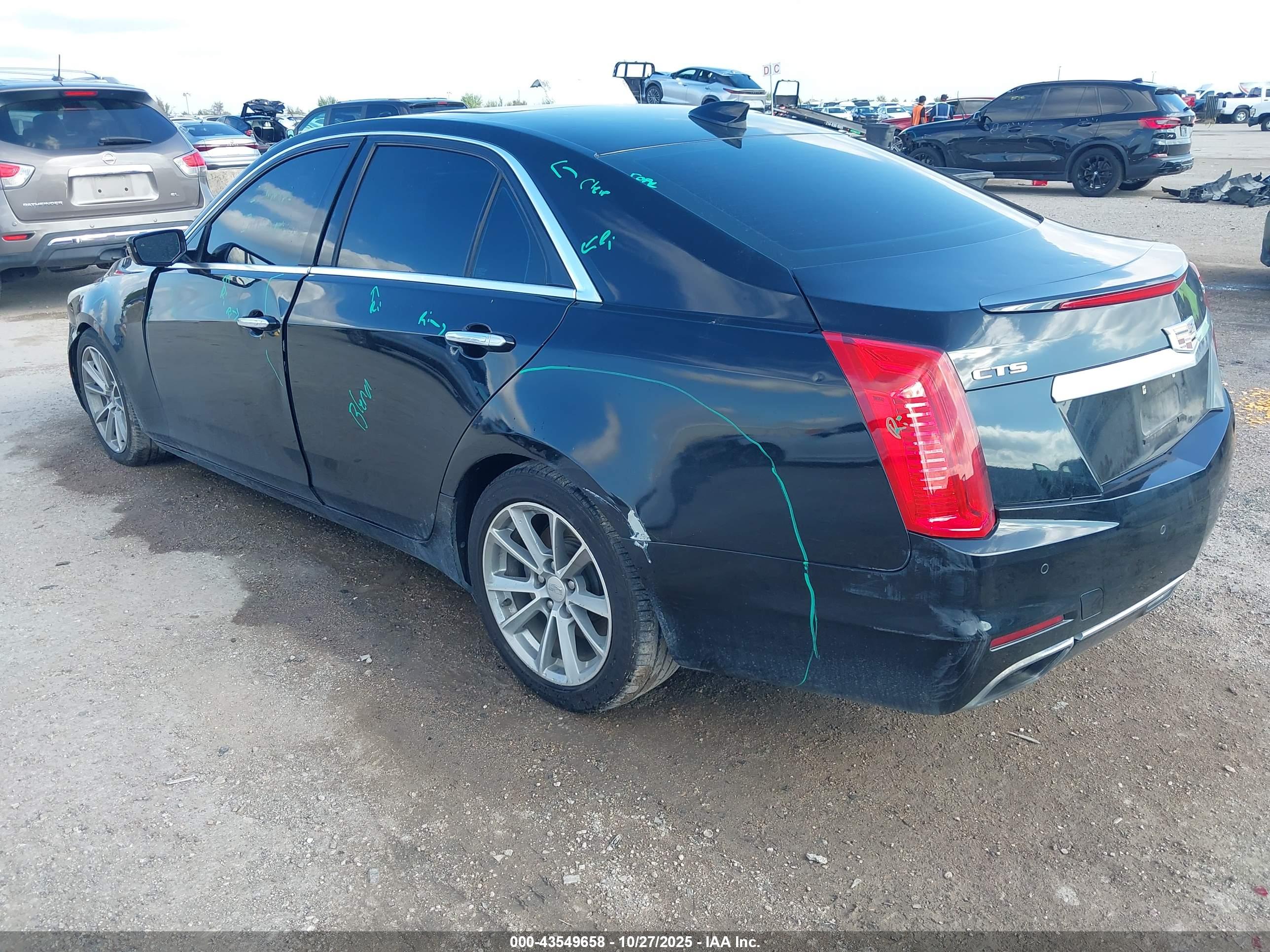 CADILLAC CTS image 3