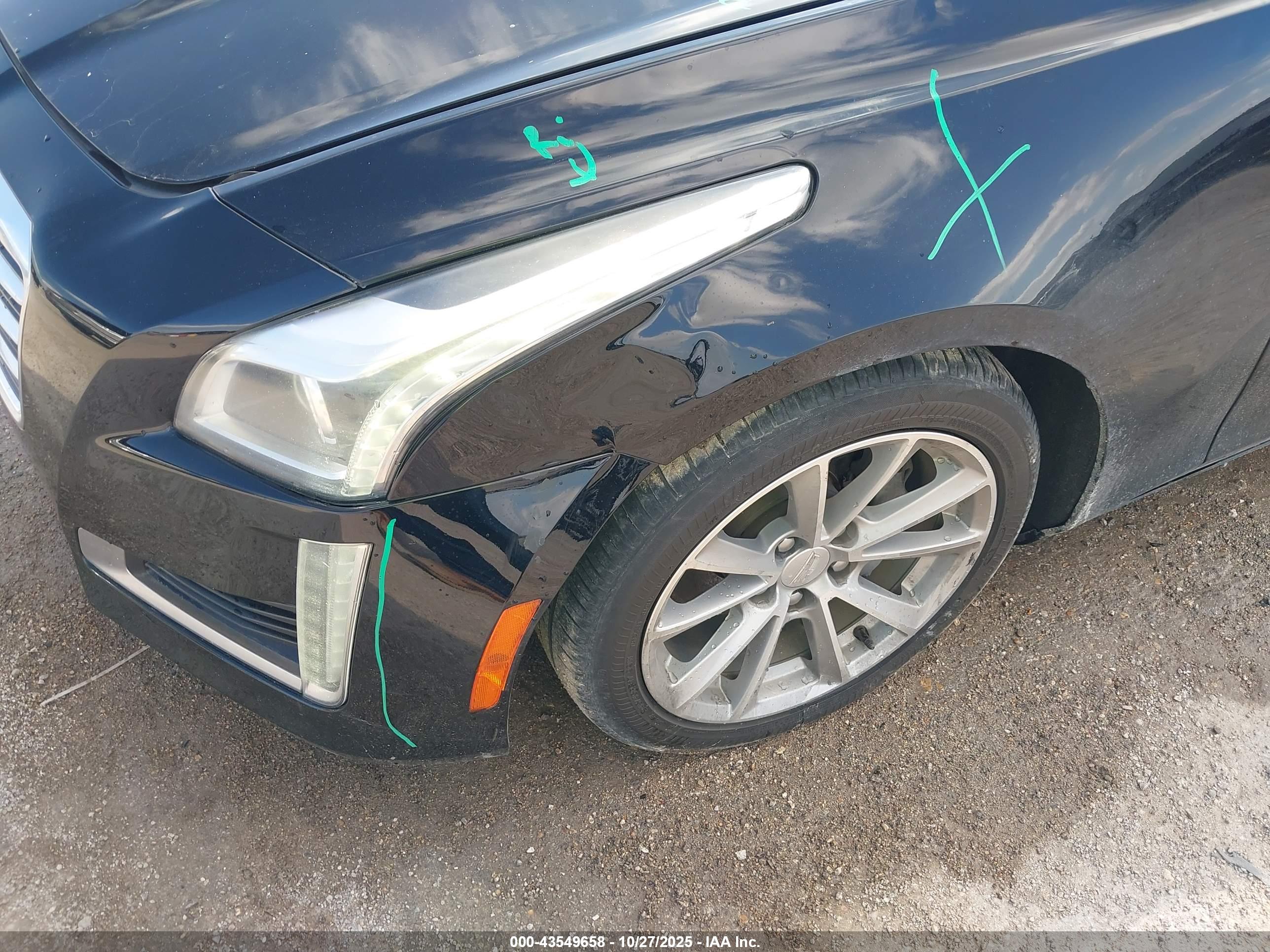 CADILLAC CTS image 6
