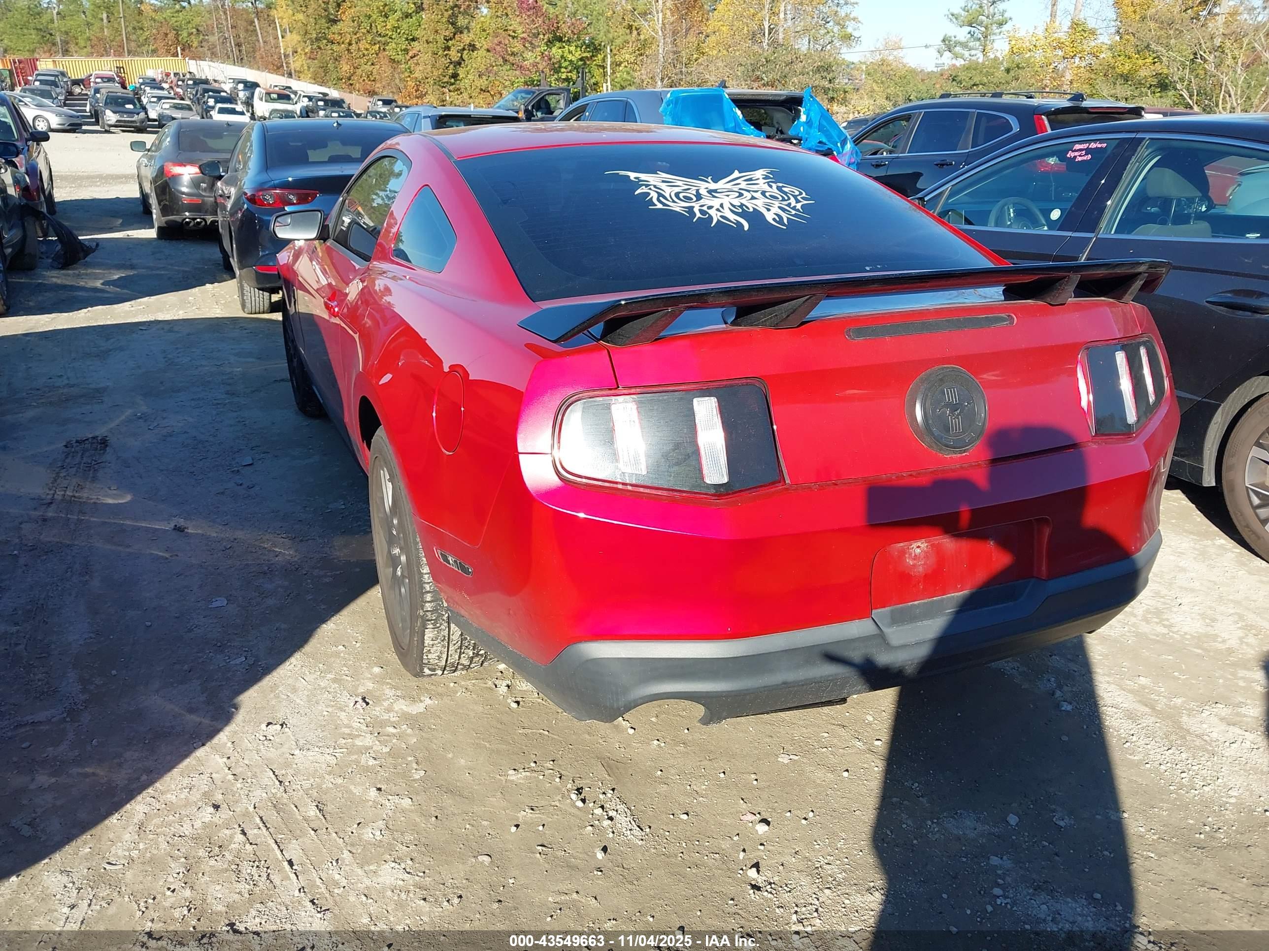 FORD MUSTANG image 3