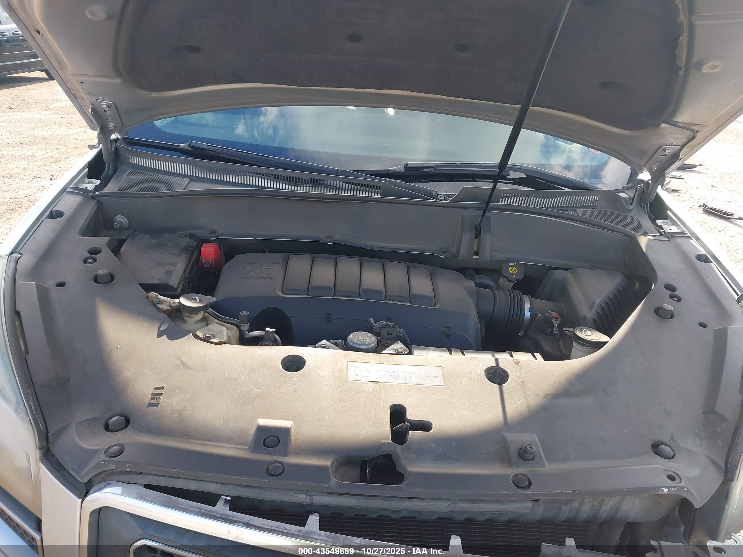 GMC ACADIA image 10