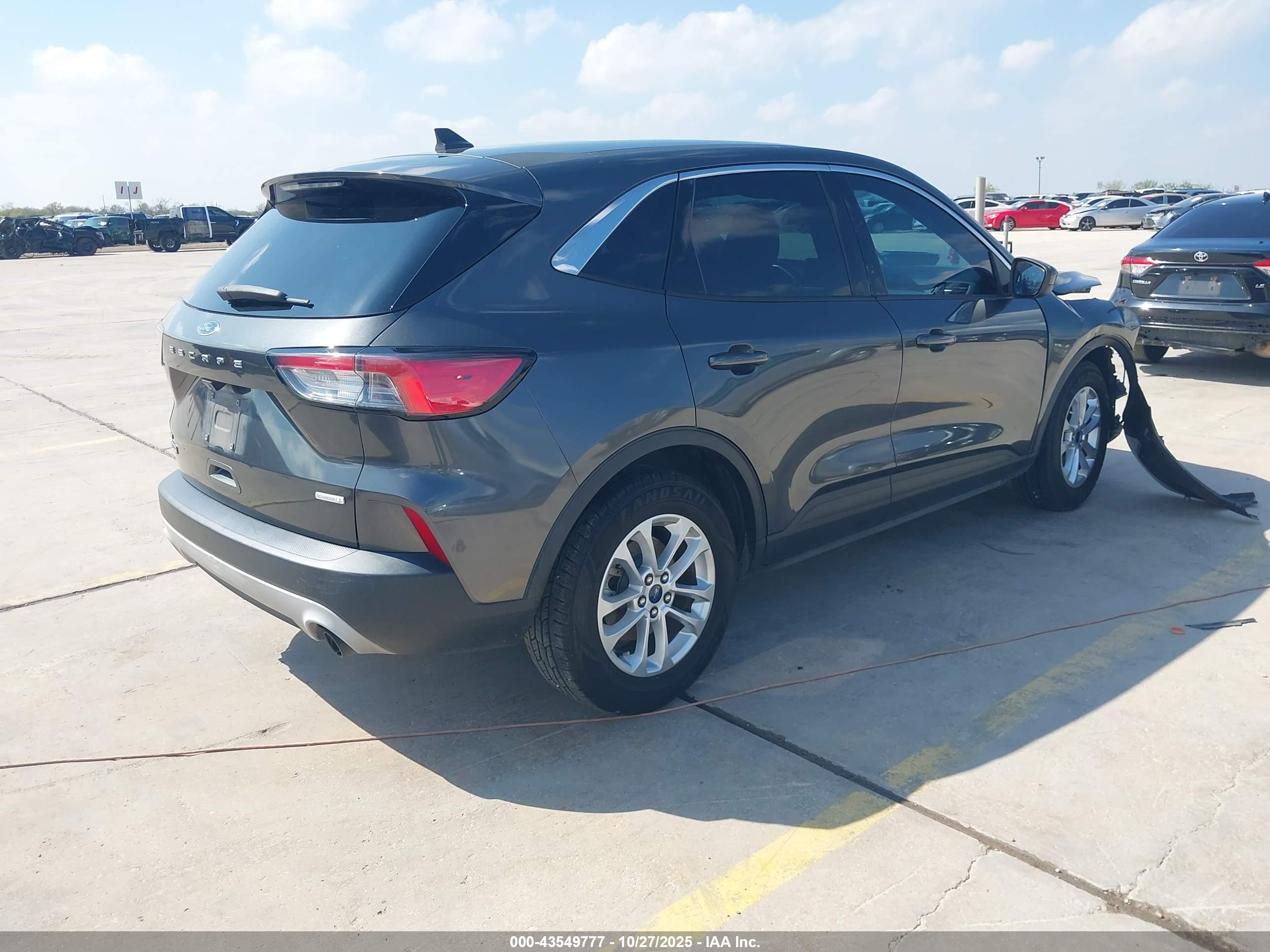 FORD ESCAPE image 4
