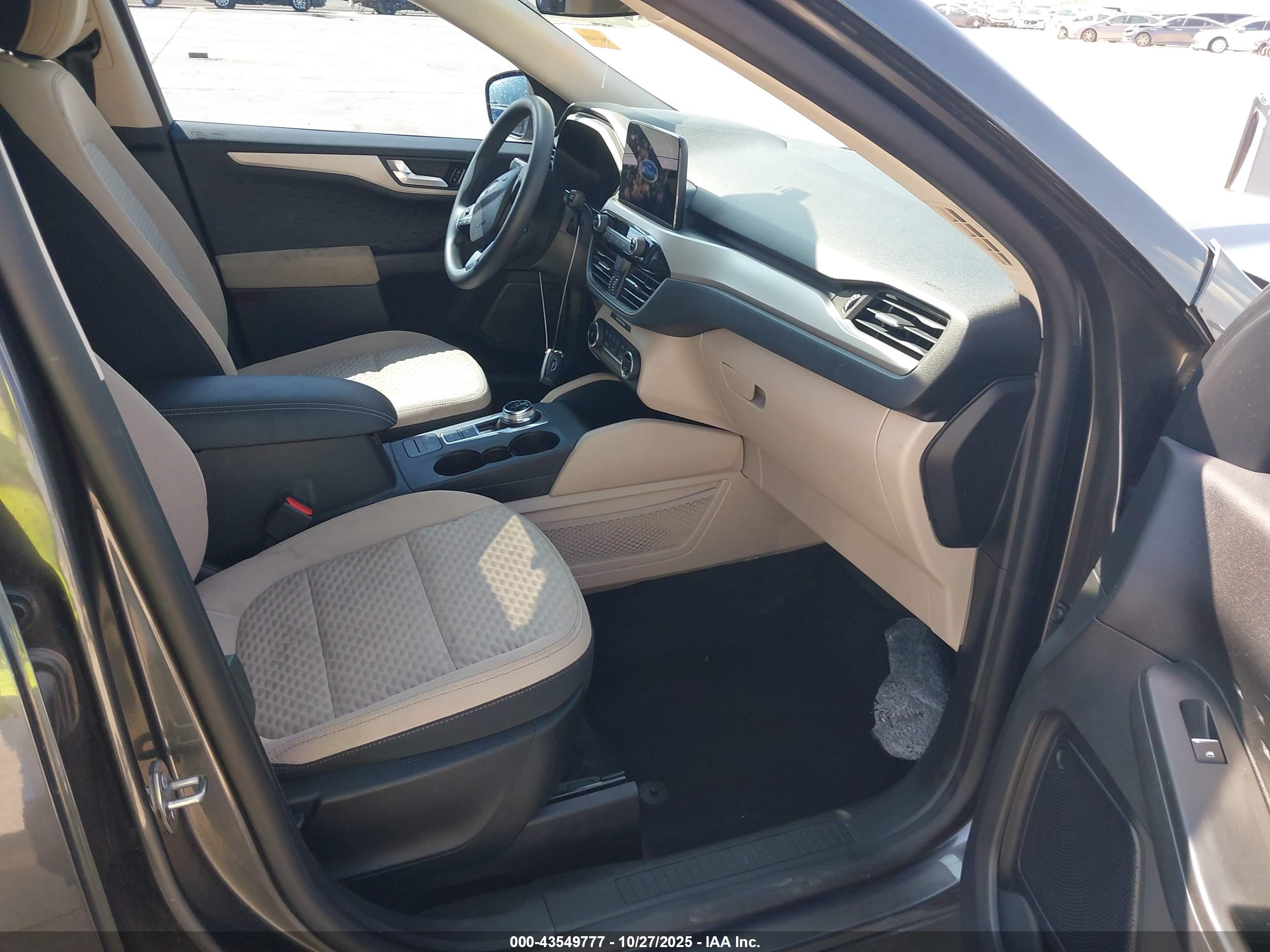 FORD ESCAPE image 5