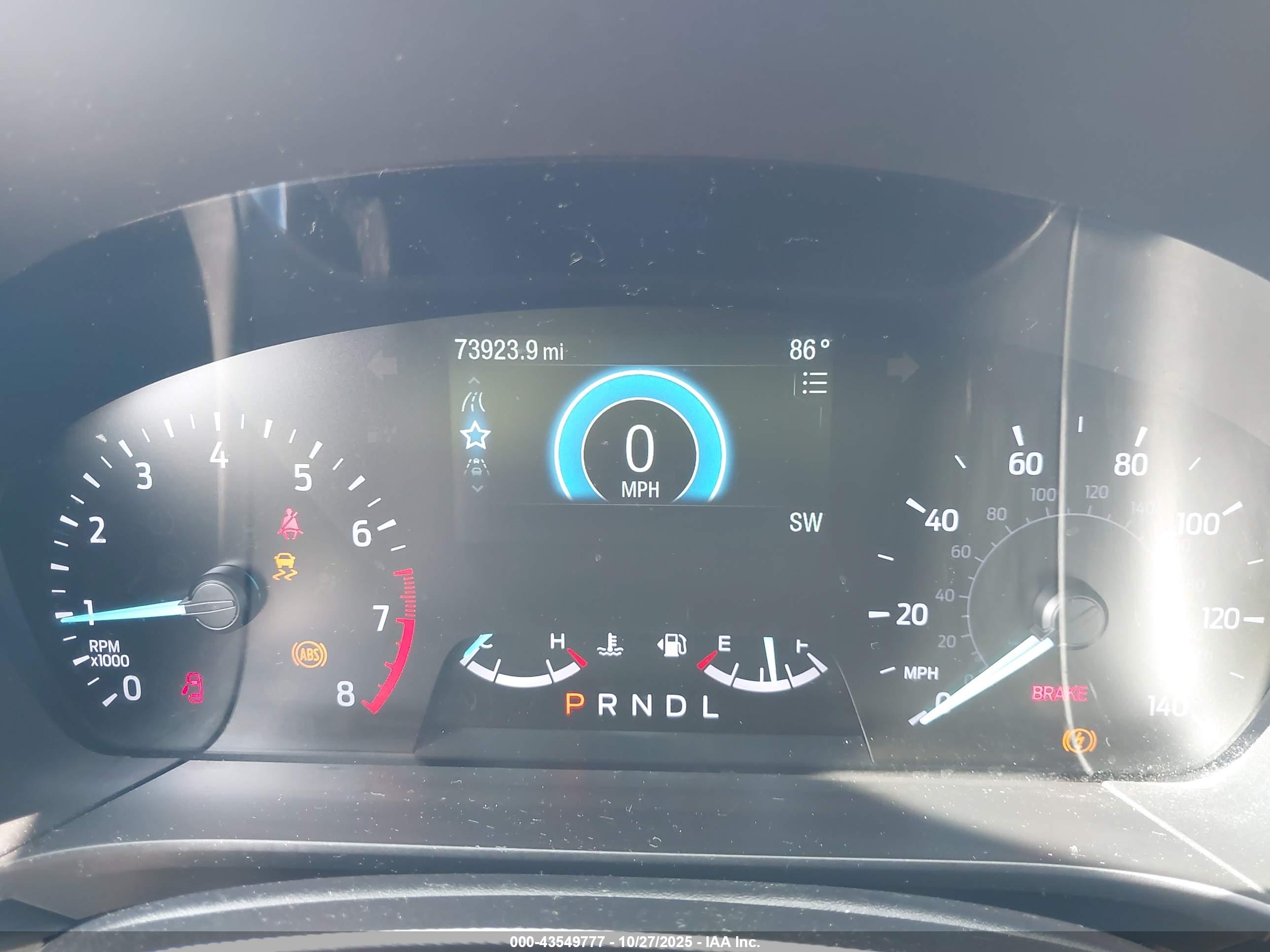 FORD ESCAPE image 7
