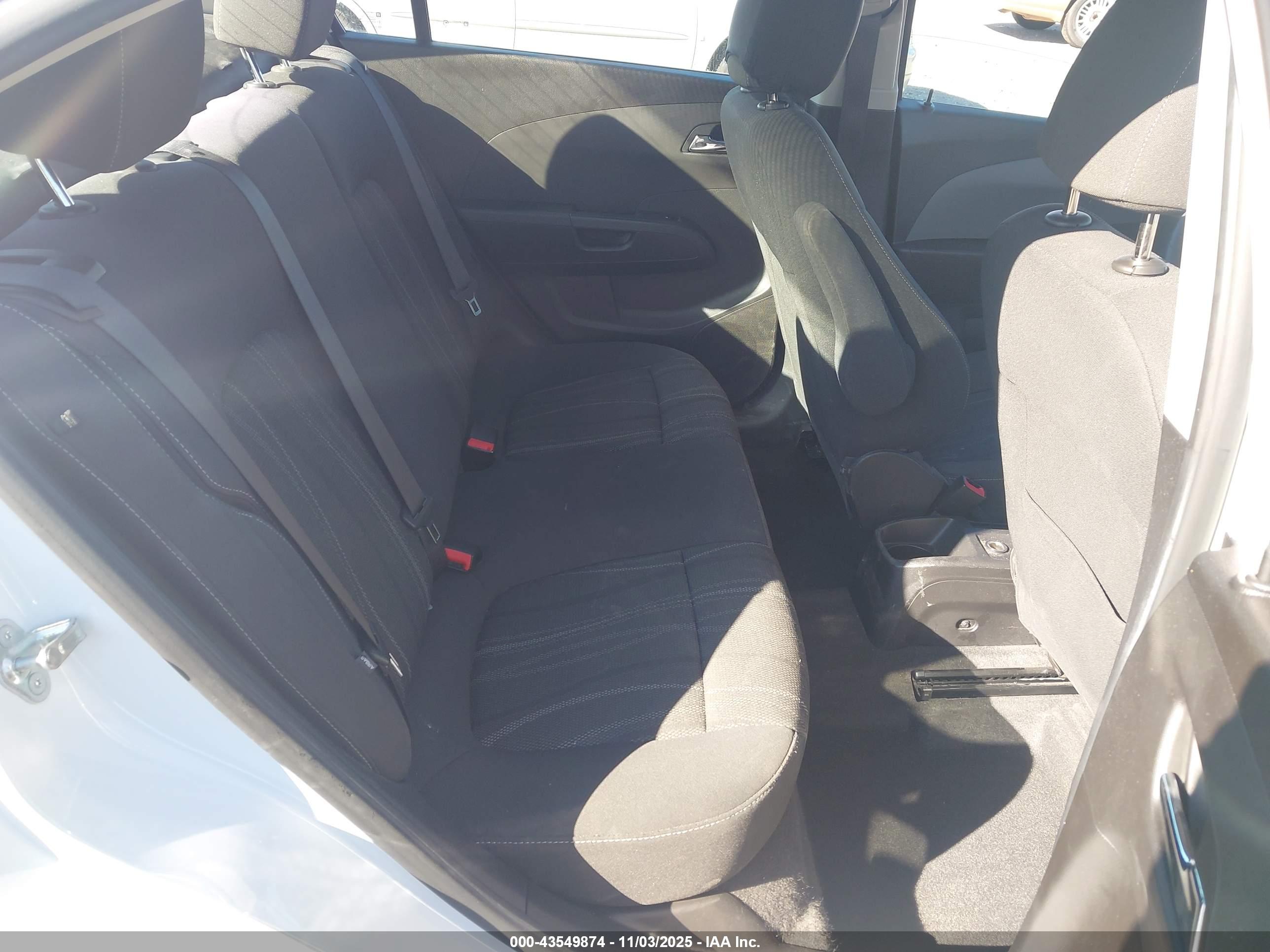 CHEVROLET SONIC image 8