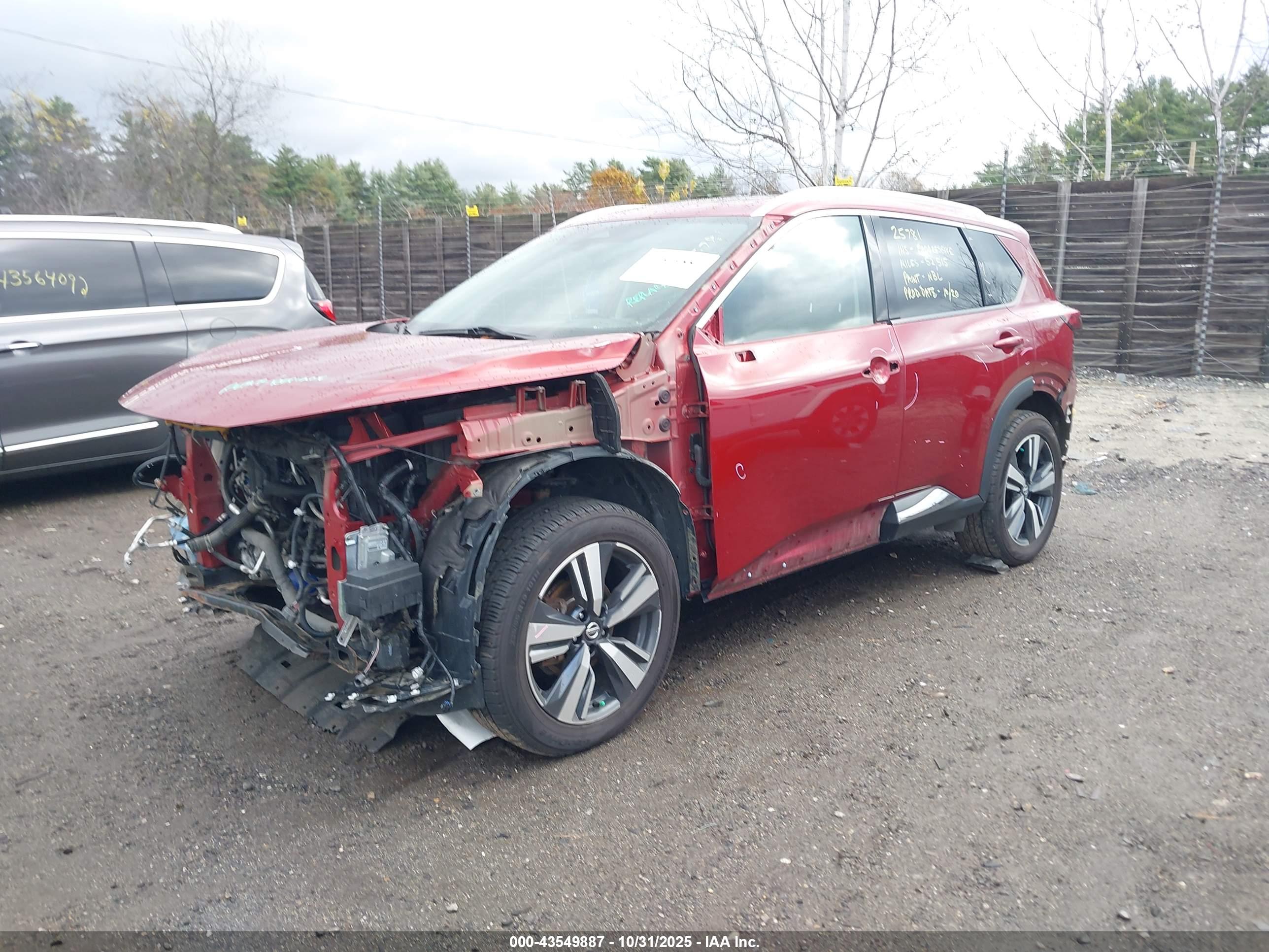 NISSAN ROGUE image 2
