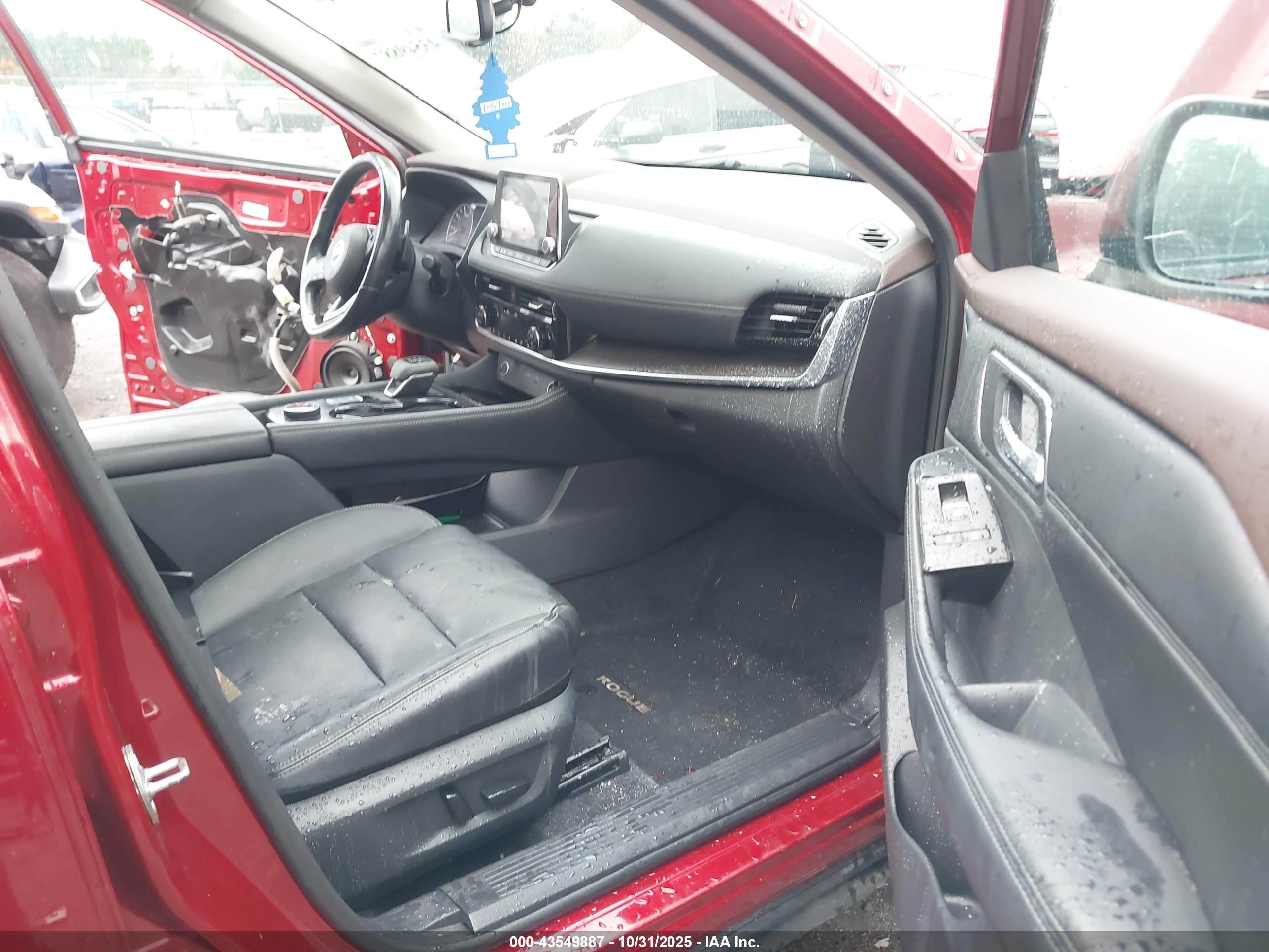 NISSAN ROGUE image 5