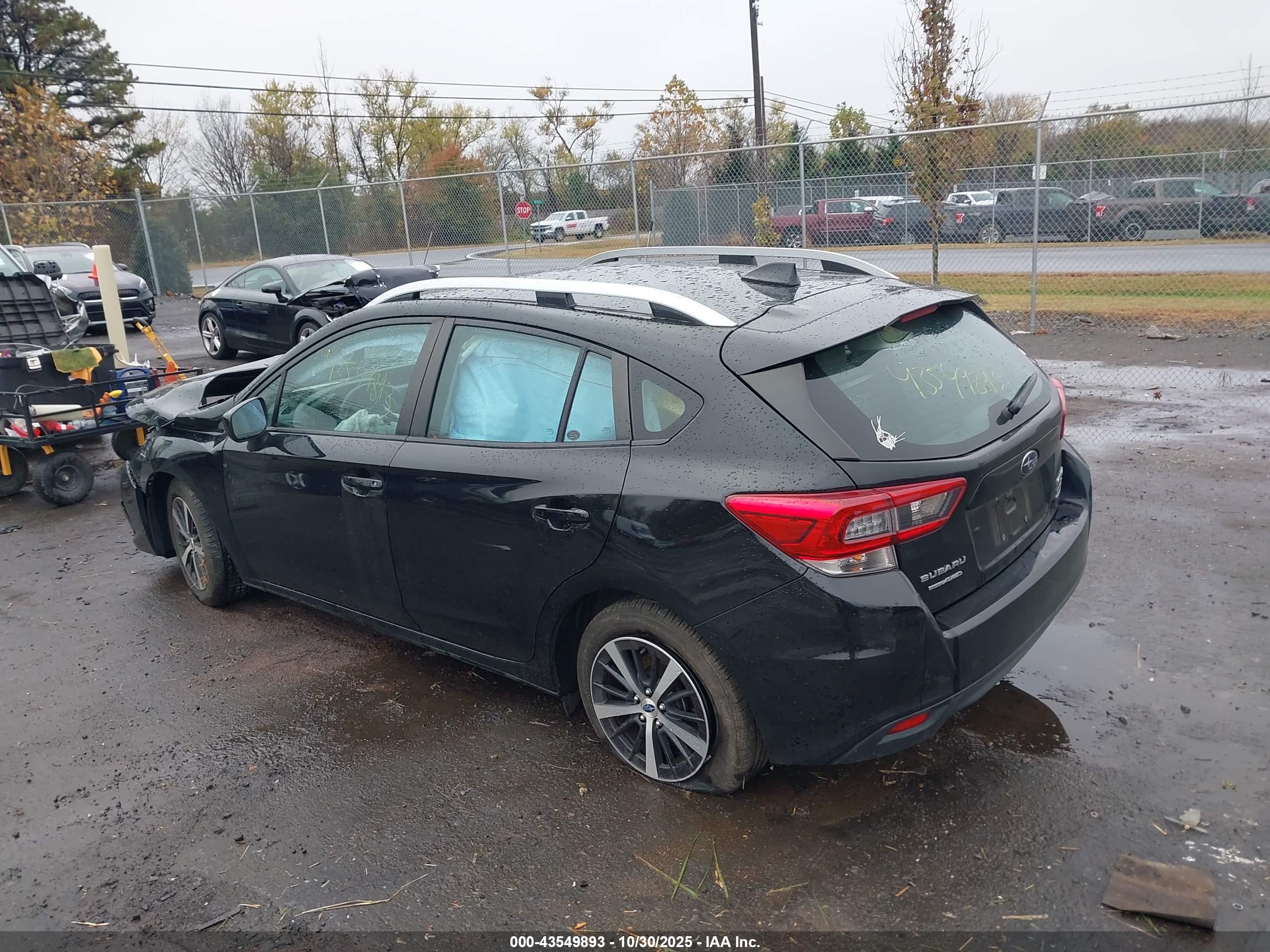 SUBARU IMPREZA image 3