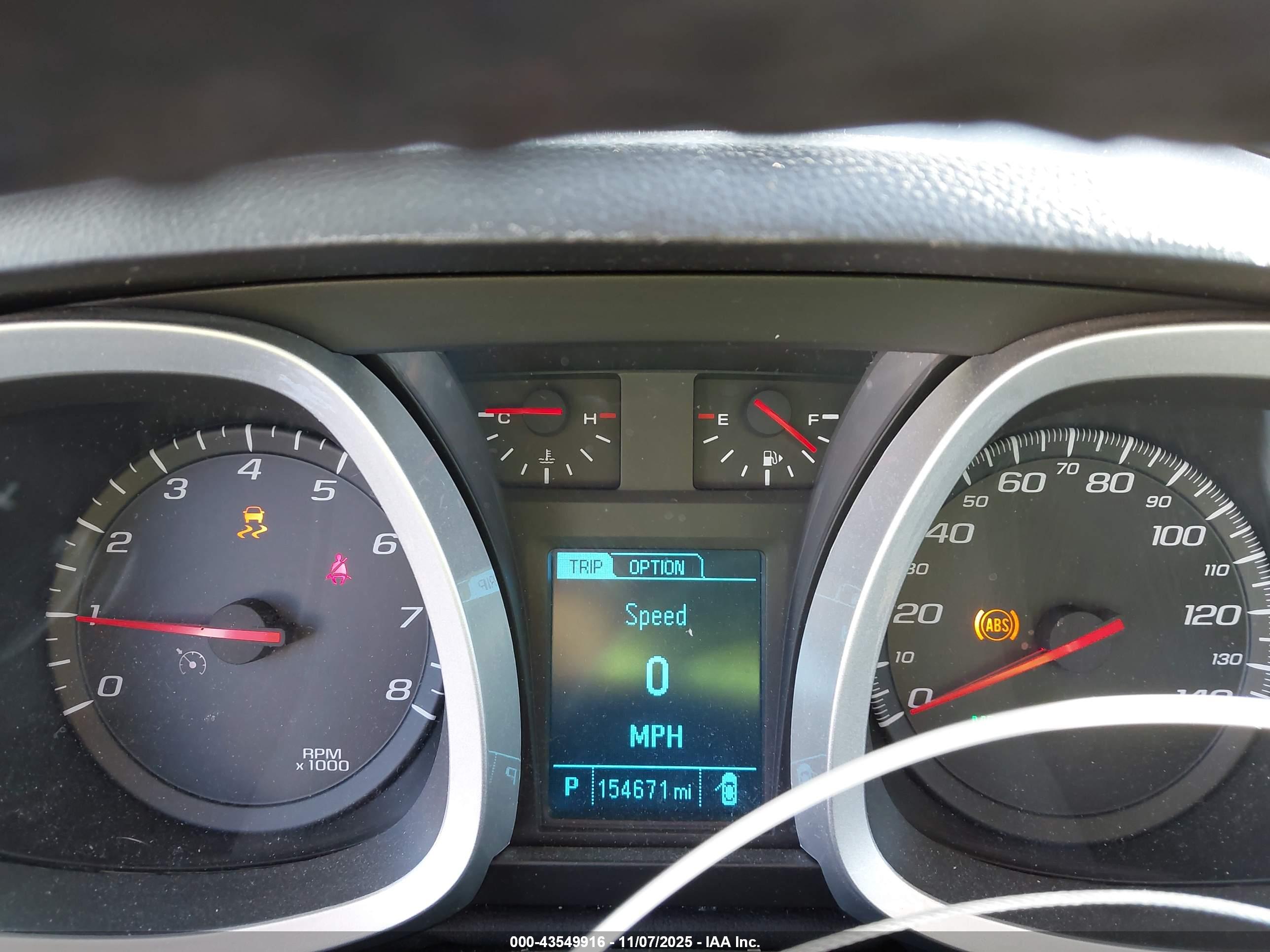 CHEVROLET EQUINOX image 7