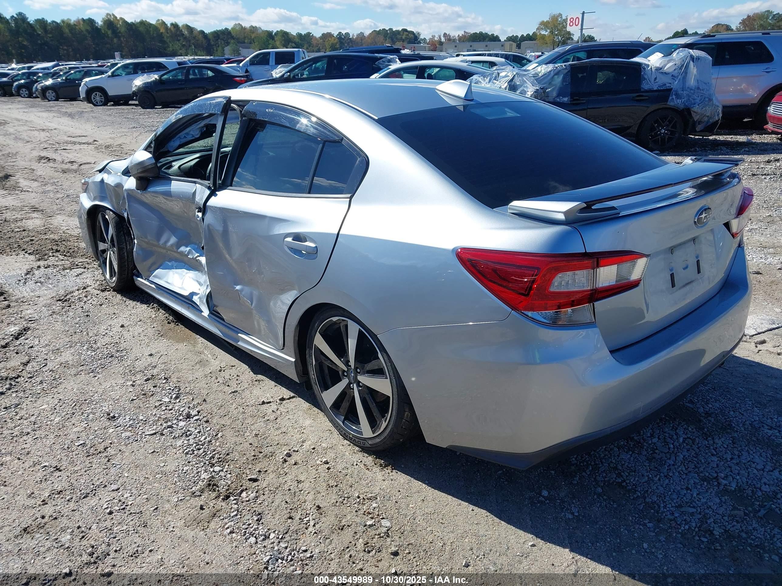 SUBARU IMPREZA image 3