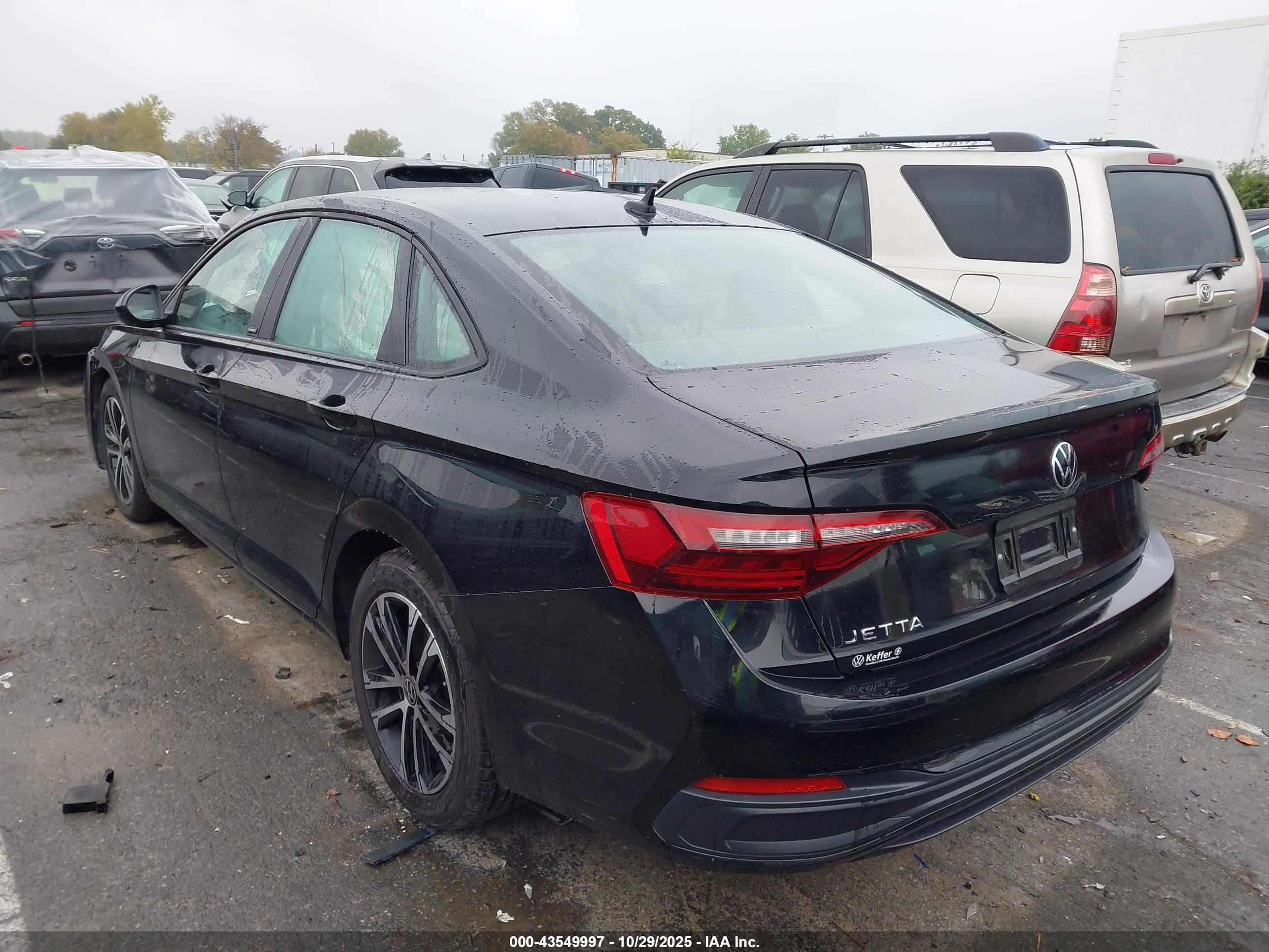 VOLKSWAGEN JETTA image 3