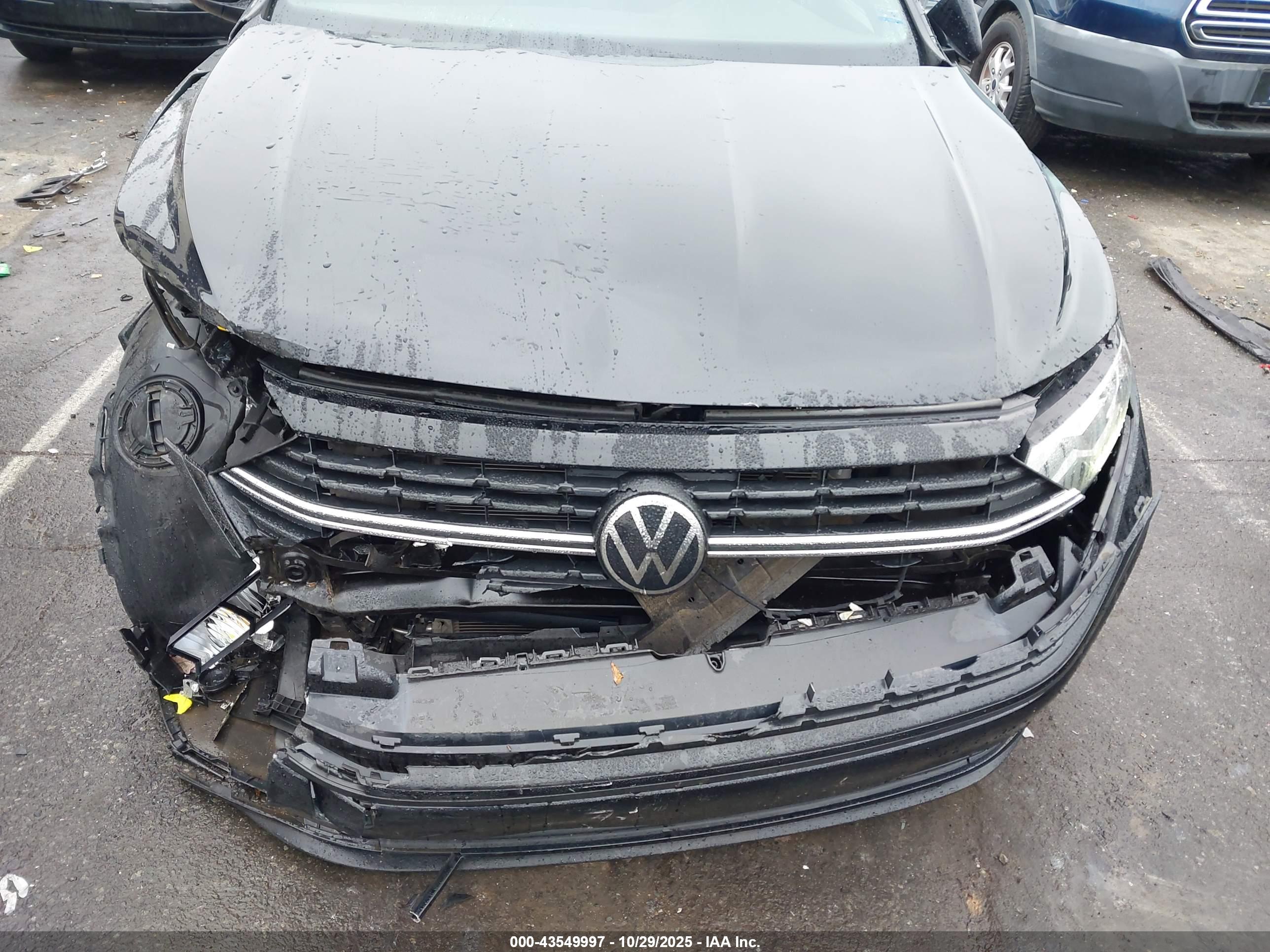 VOLKSWAGEN JETTA image 6