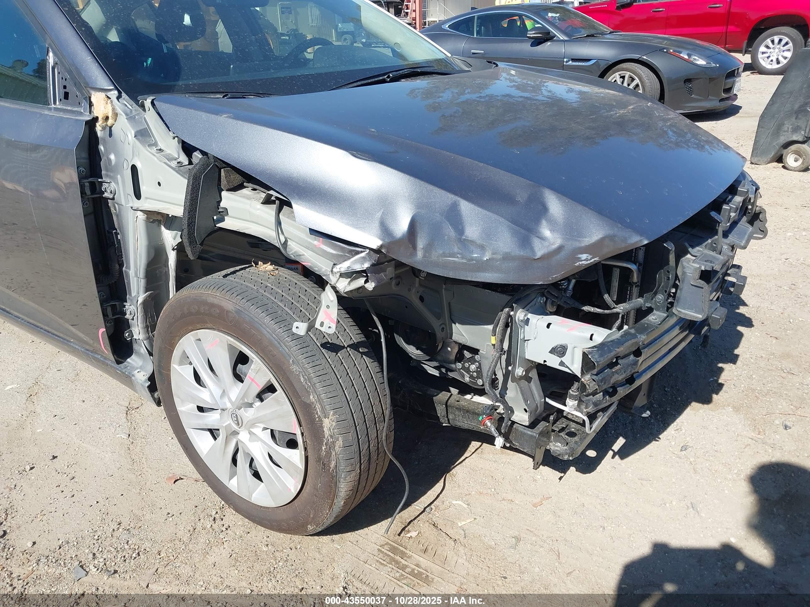 NISSAN SENTRA image 6