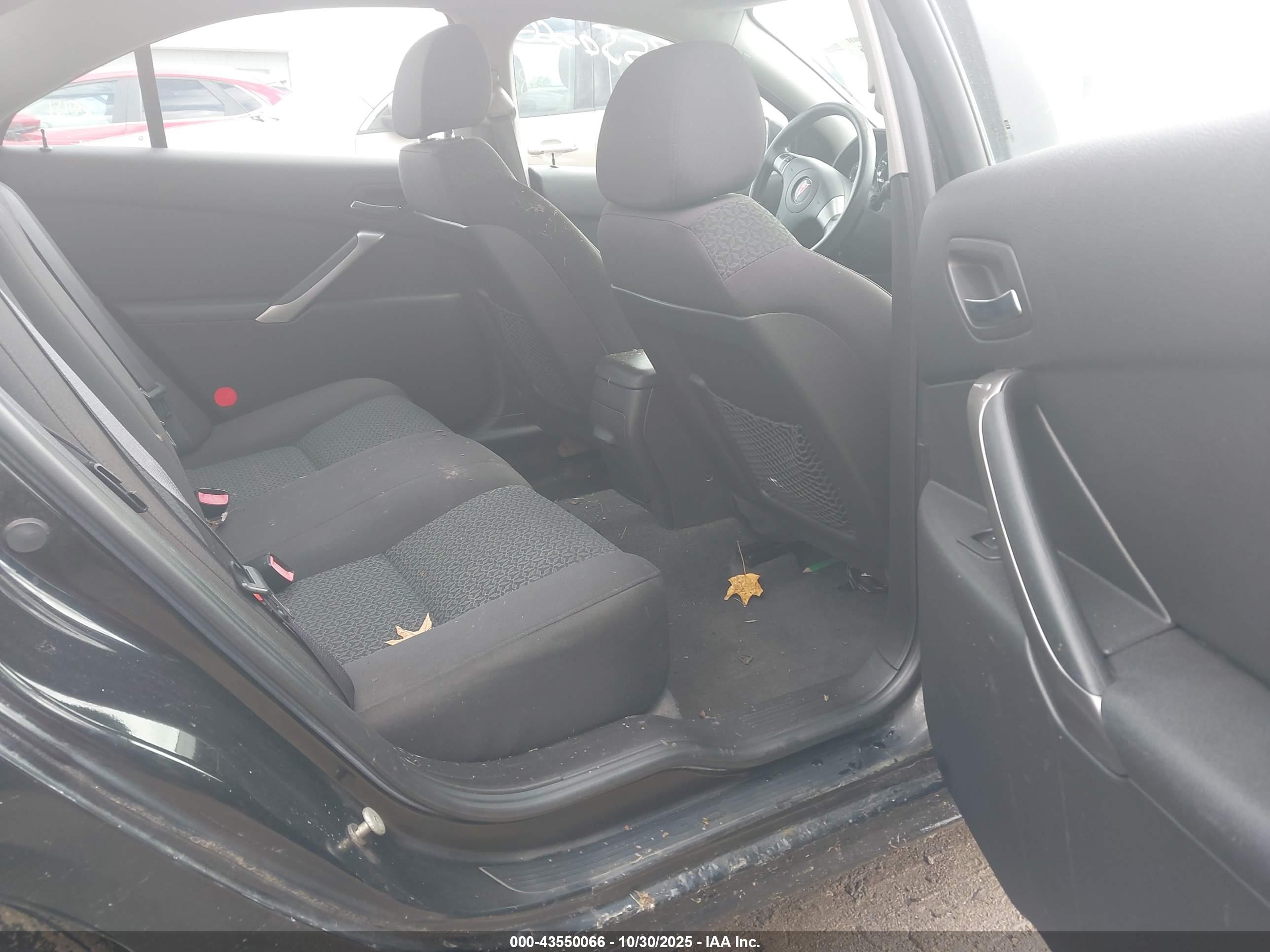 PONTIAC G6 image 8