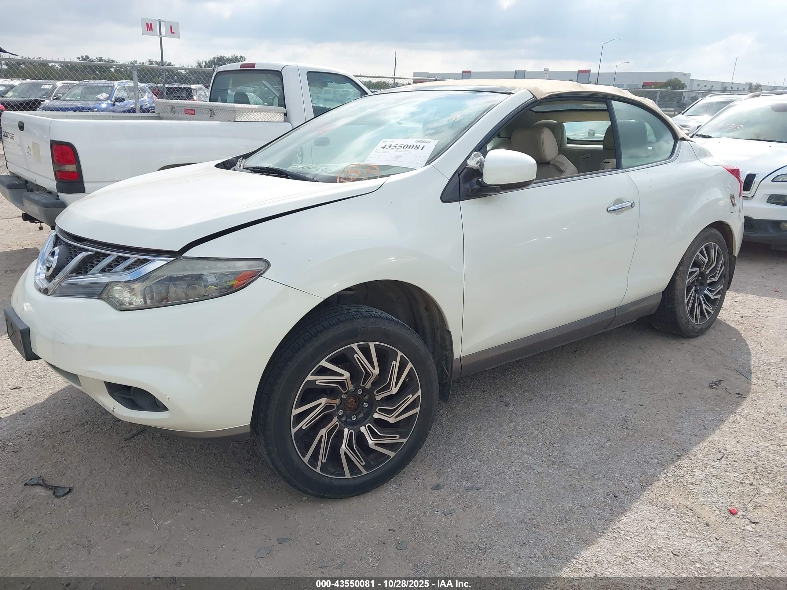 NISSAN MURANO image 2