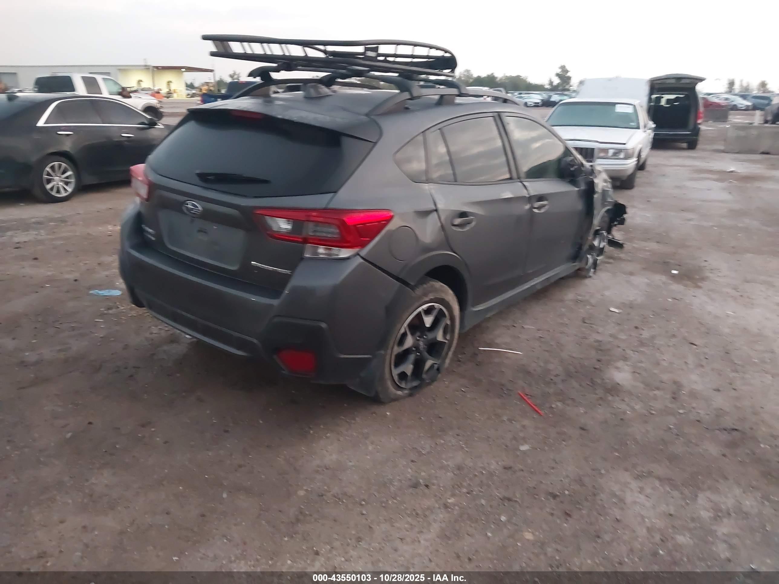 SUBARU CROSSTREK image 4