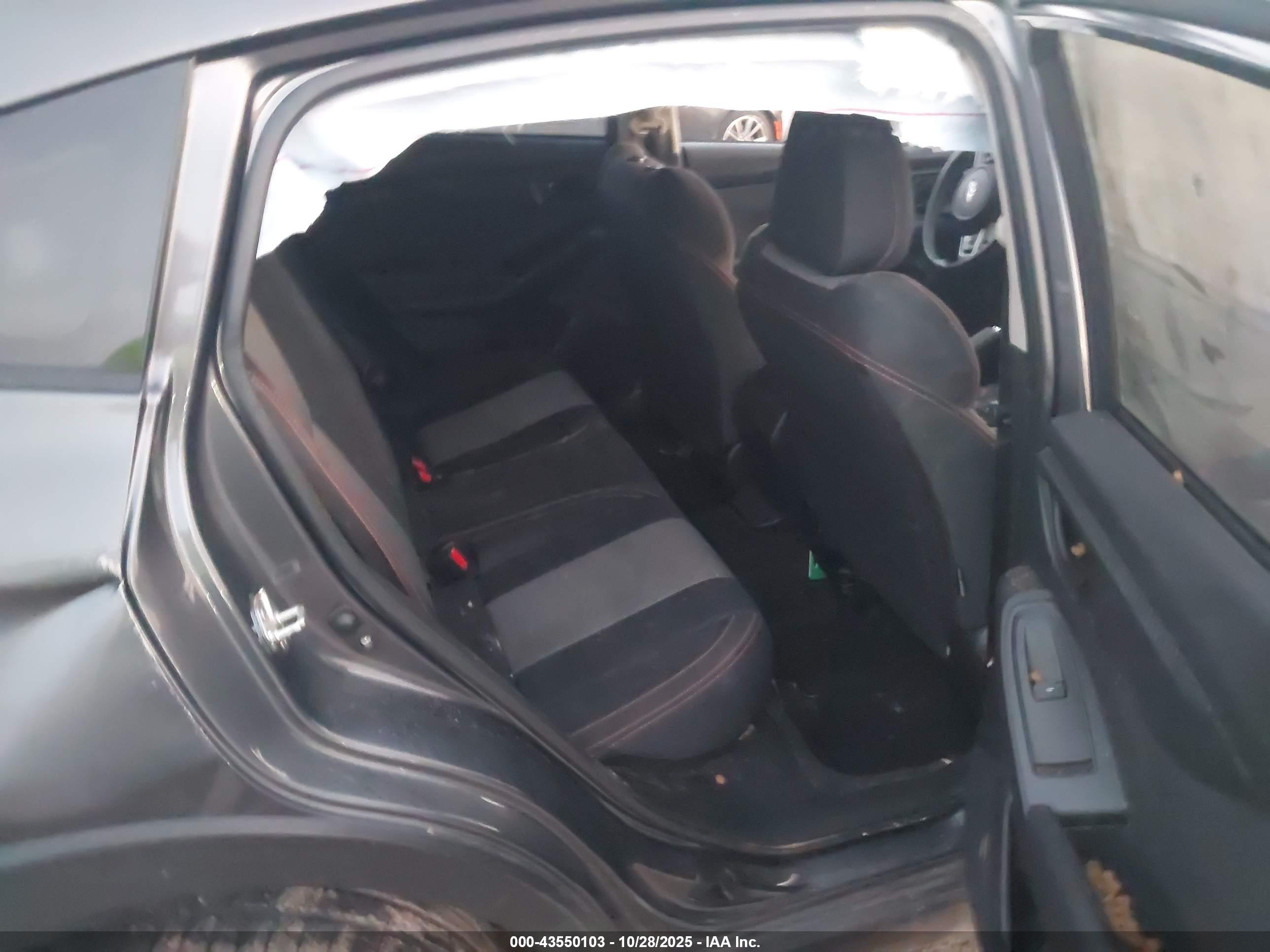 SUBARU CROSSTREK image 8