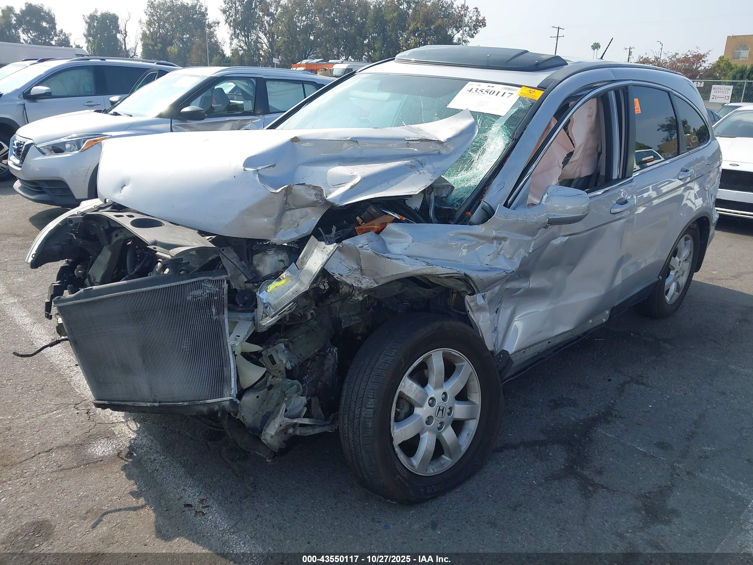 HONDA CR-V image 2