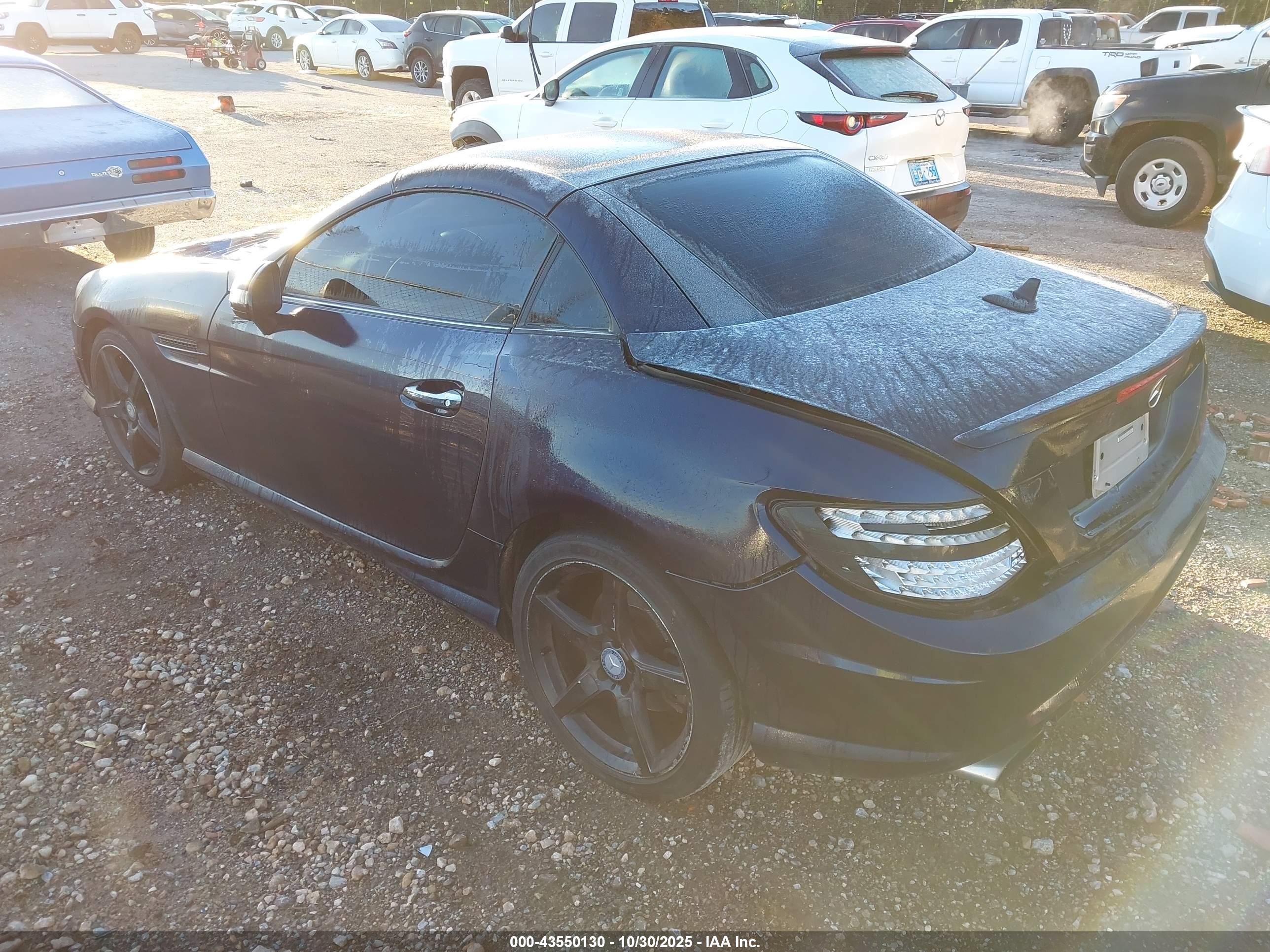 MERCEDES-BENZ SLK image 3