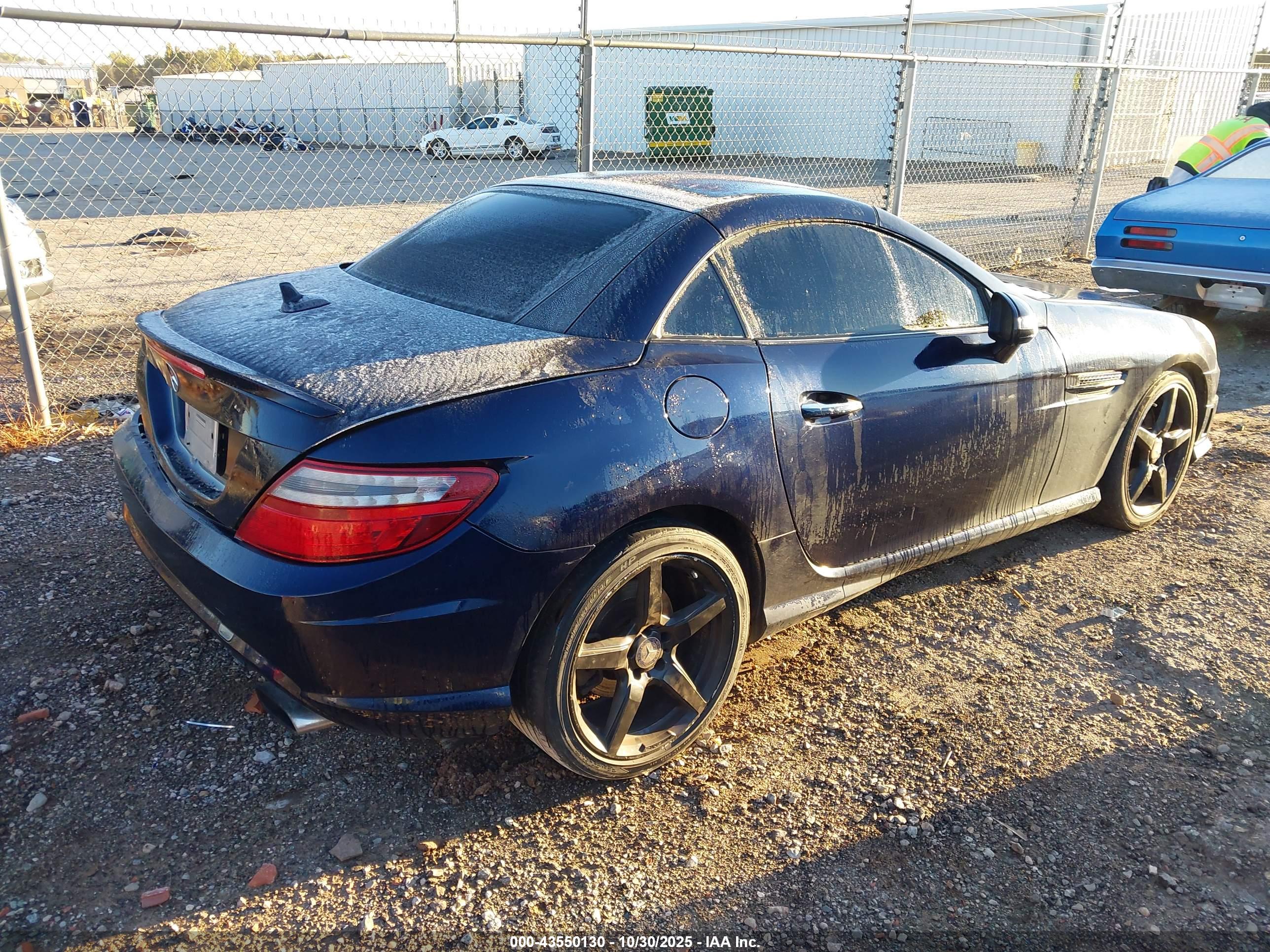 MERCEDES-BENZ SLK image 4