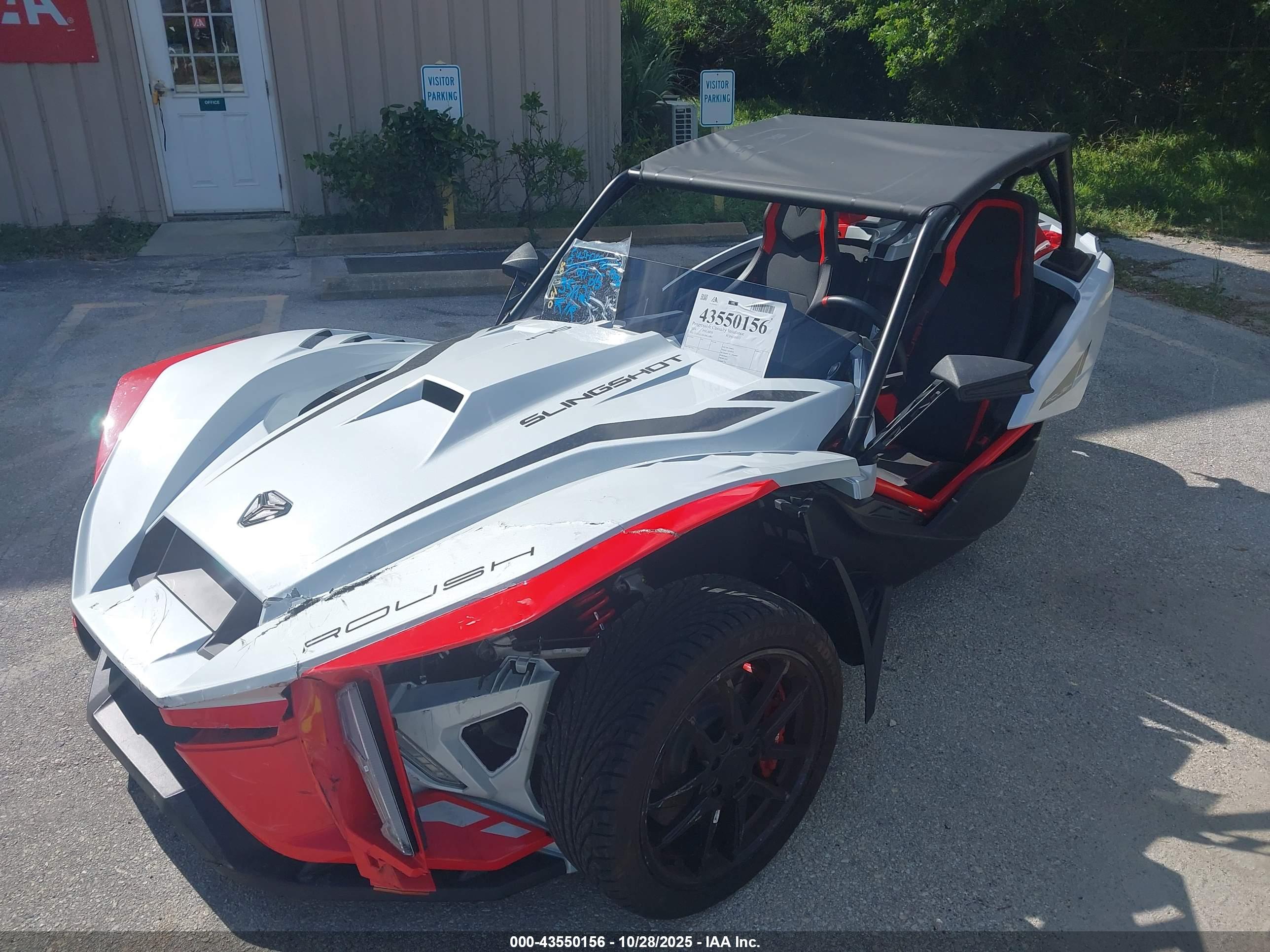 POLARIS SLINGSHOT image 2