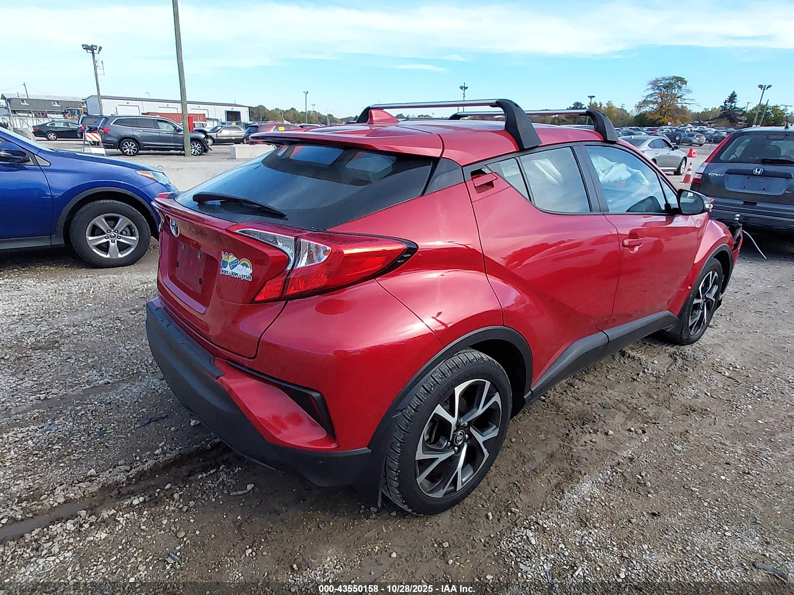 TOYOTA C-HR image 4