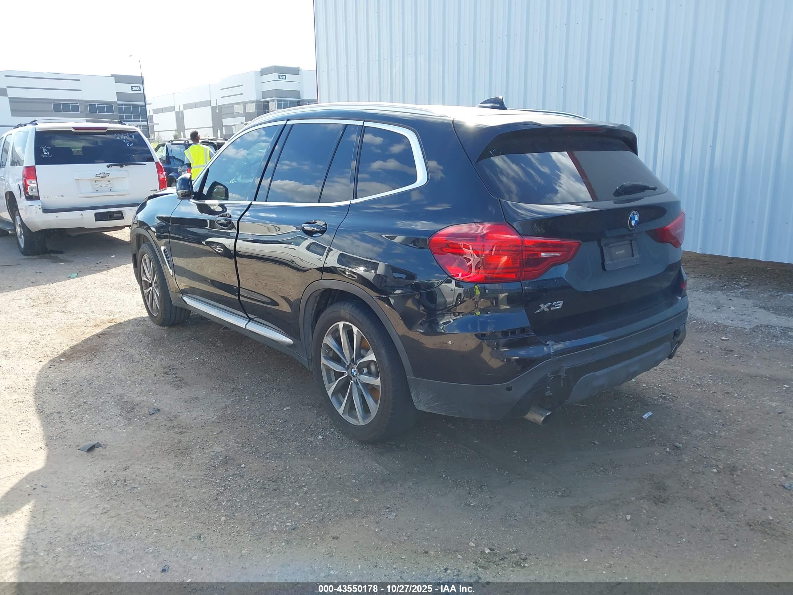 BMW X3 image 3