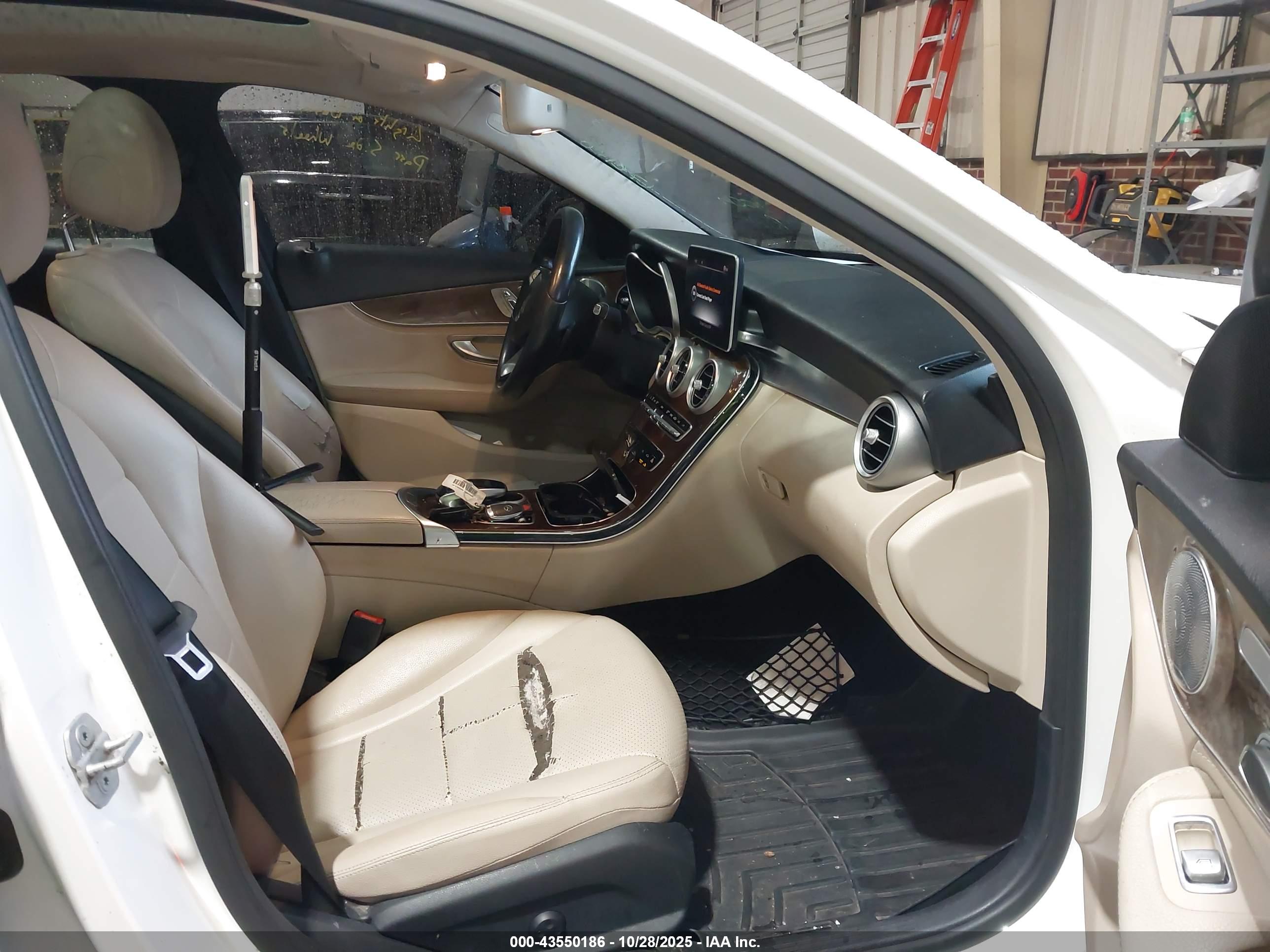 MERCEDES-BENZ C image 5