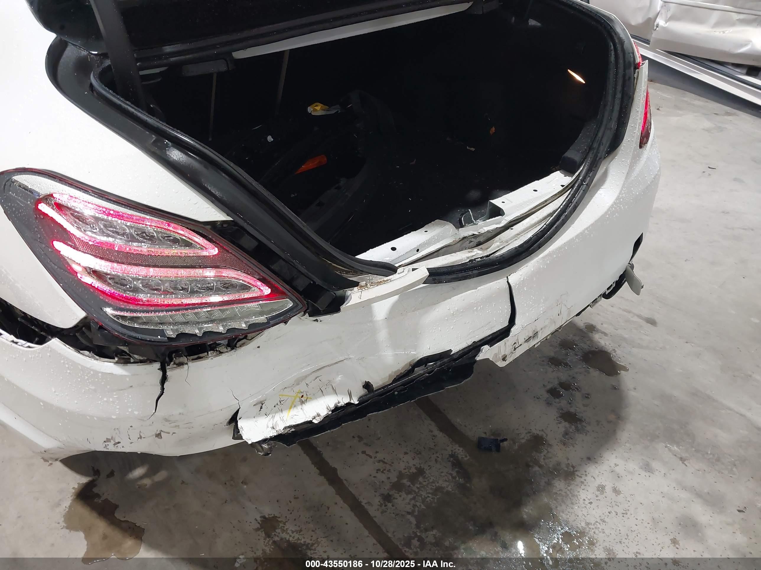 MERCEDES-BENZ C image 6