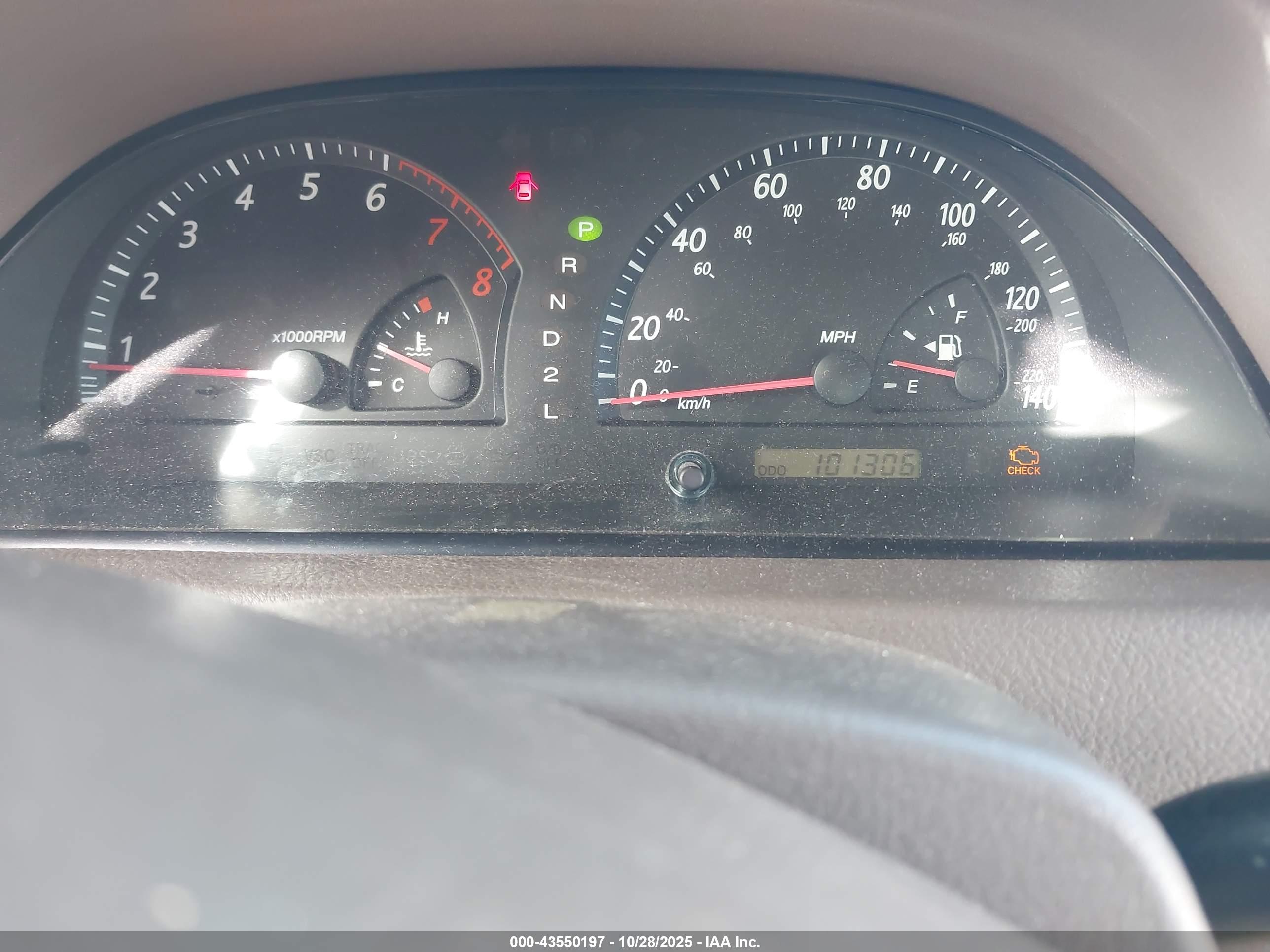 TOYOTA CAMRY image 7