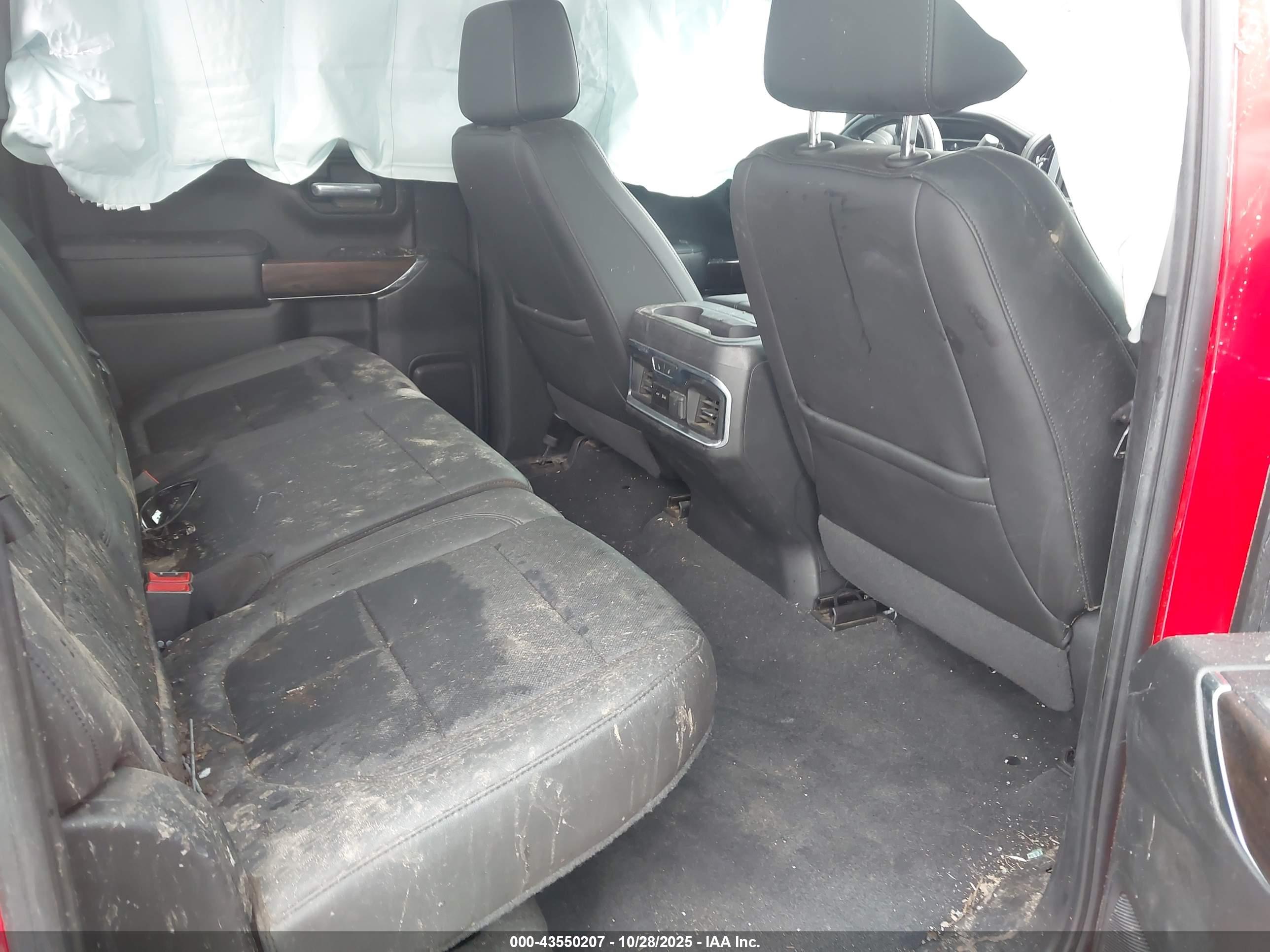 GMC SIERRA image 8