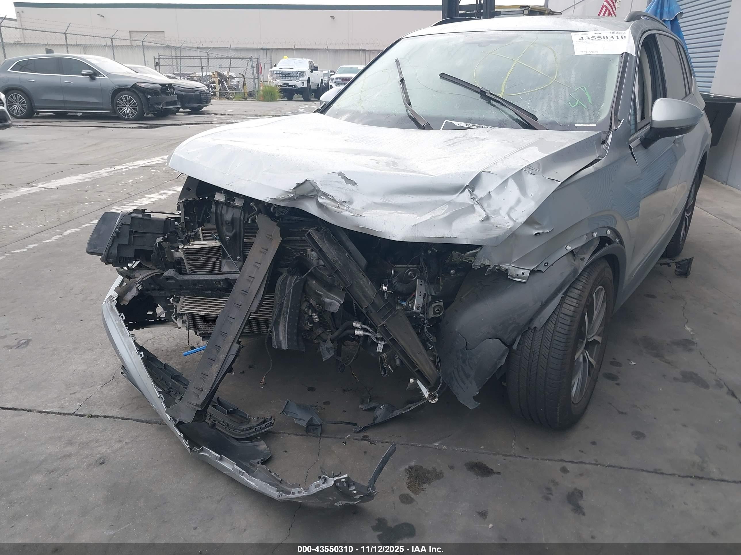 VOLKSWAGEN TIGUAN image 6