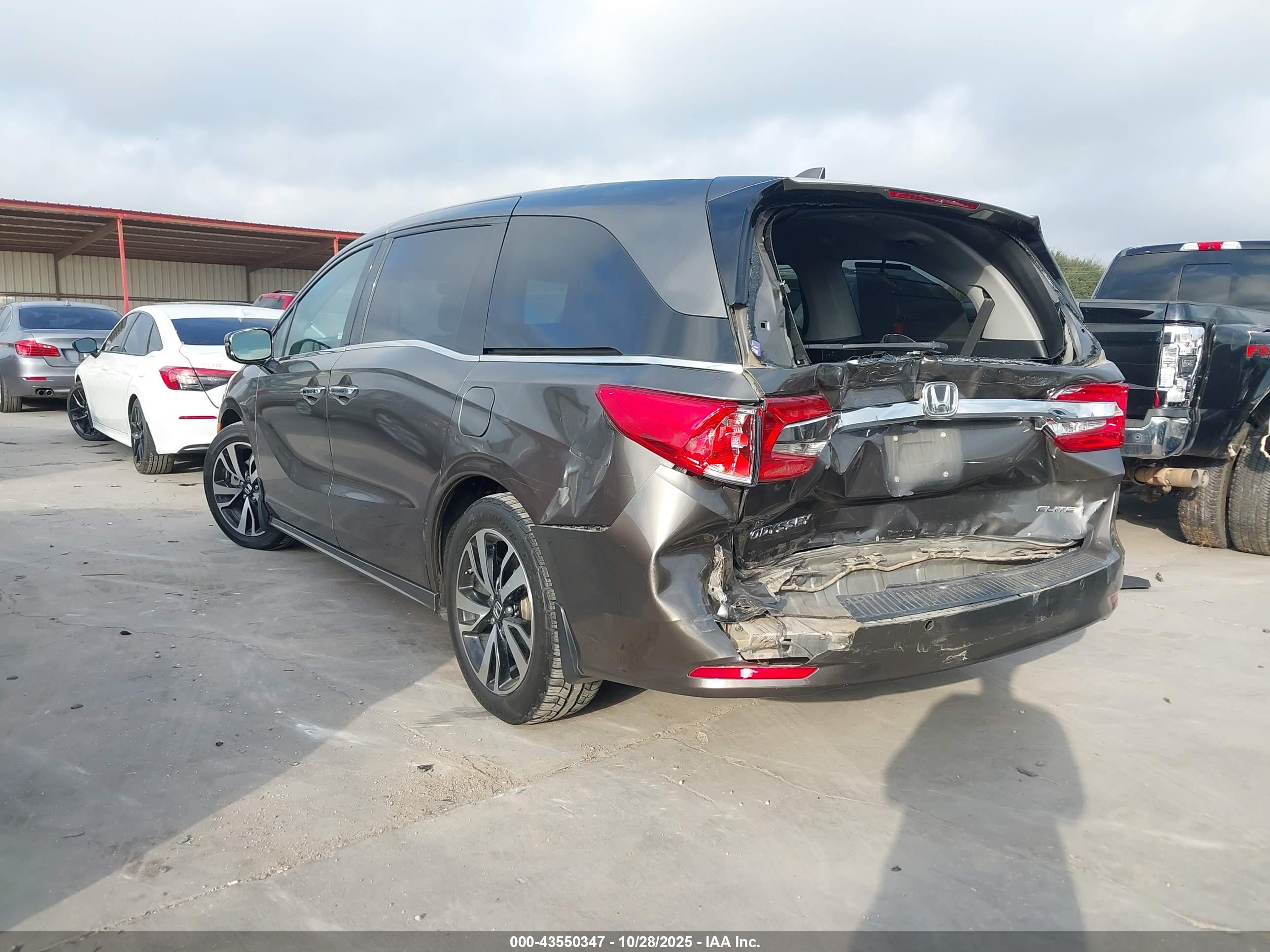HONDA ODYSSEY image 3