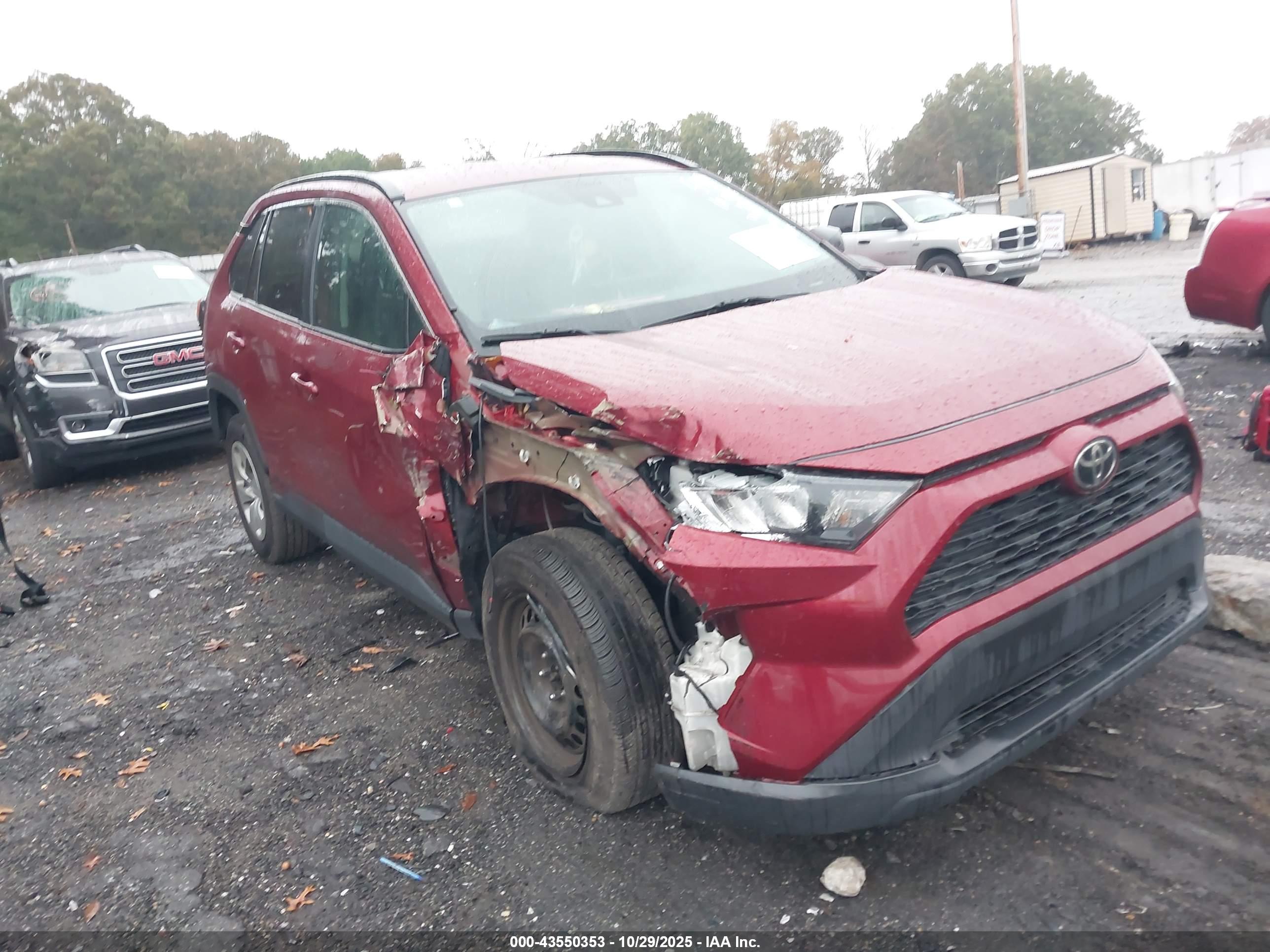 TOYOTA RAV4 image 6