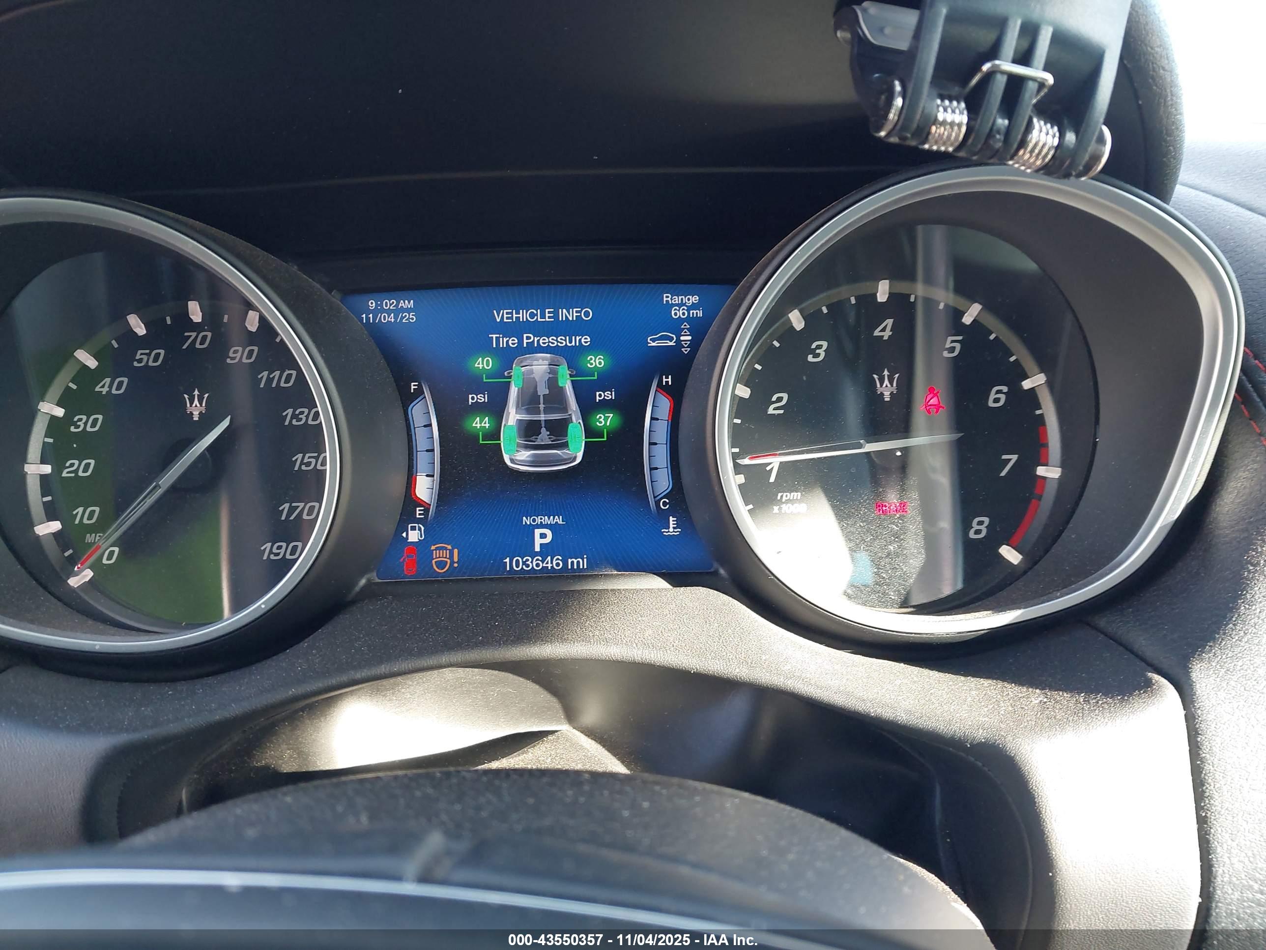 MASERATI LEVANTE image 7