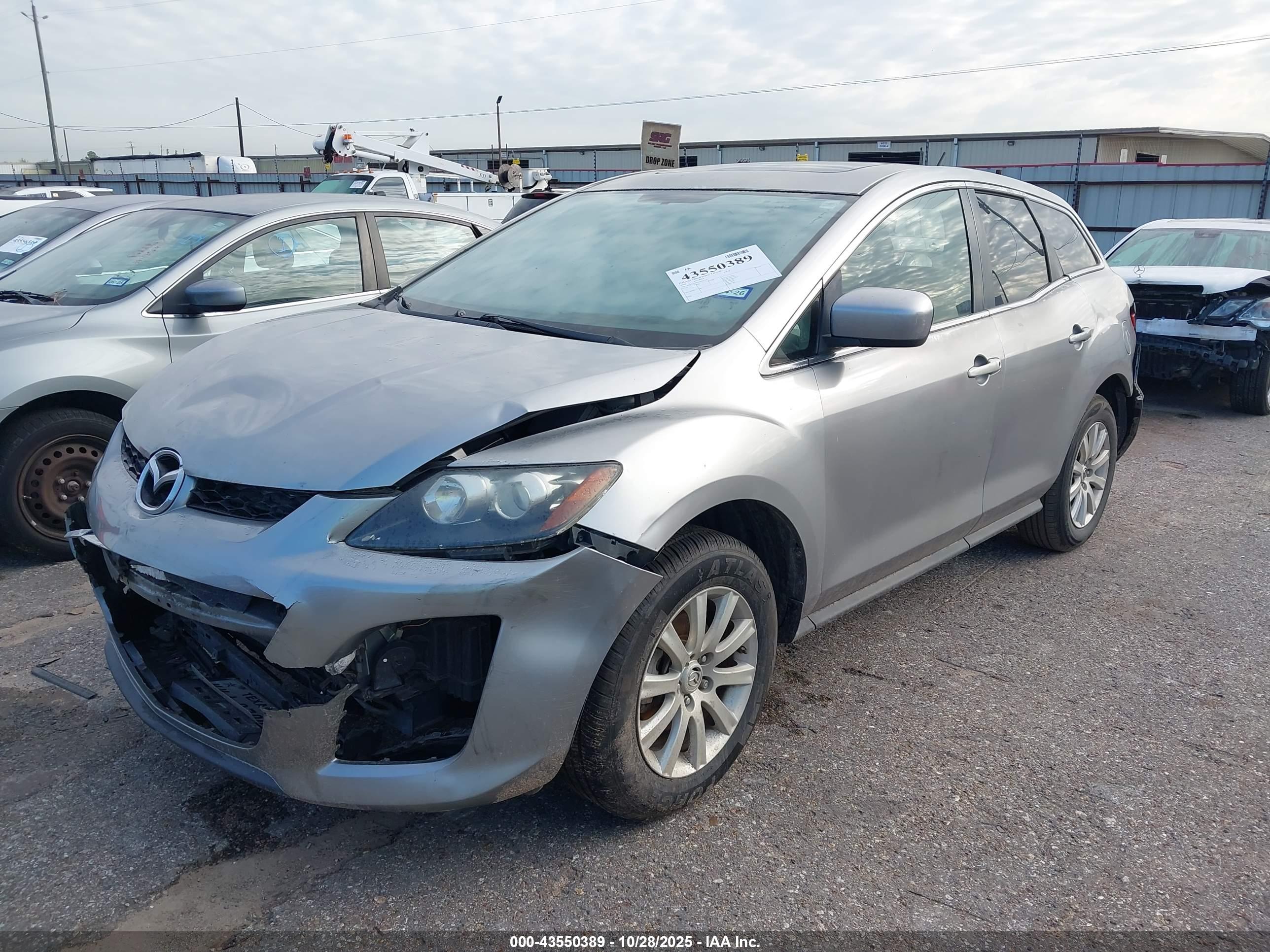 MAZDA CX-7 image 2