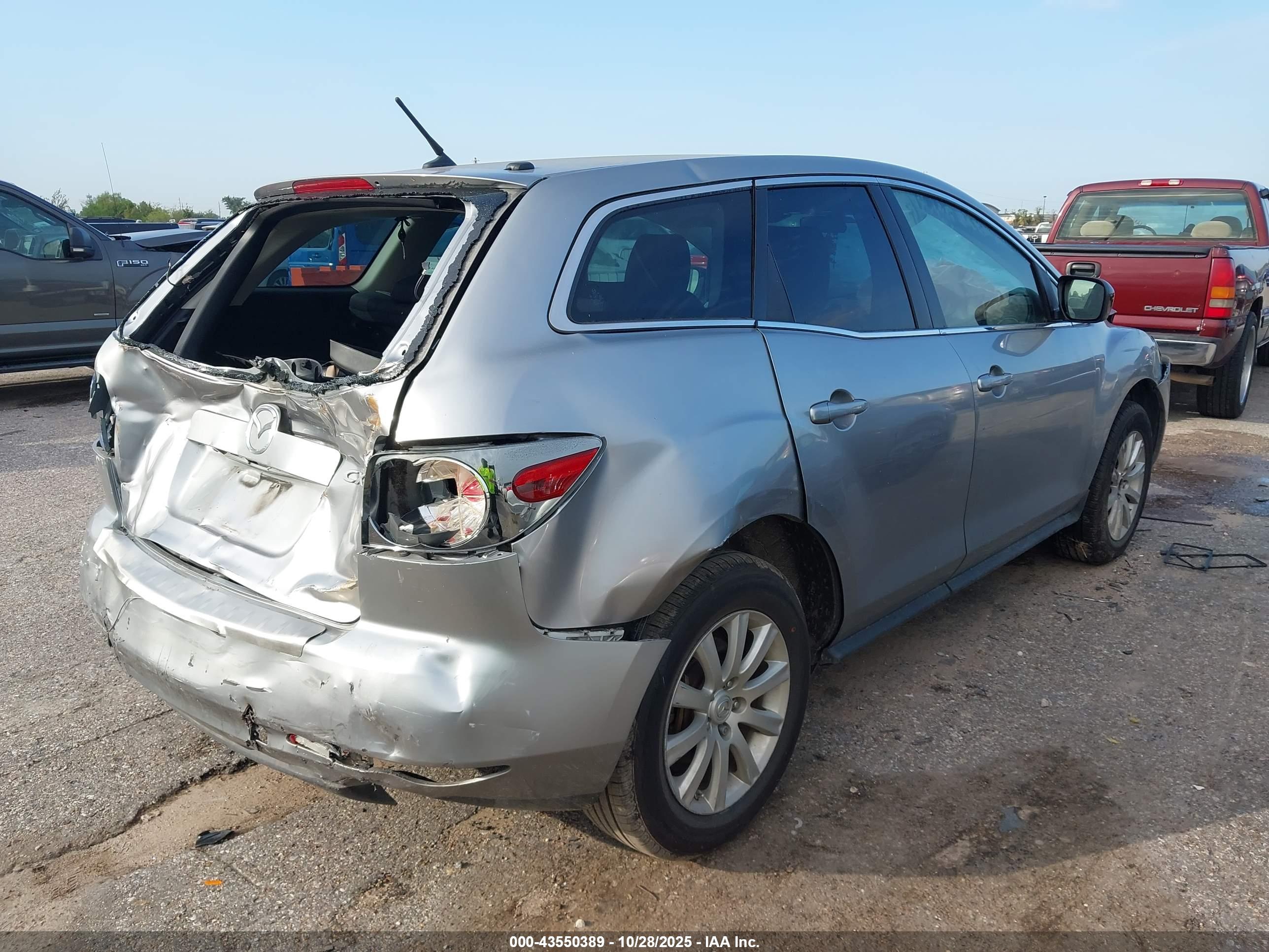 MAZDA CX-7 image 4