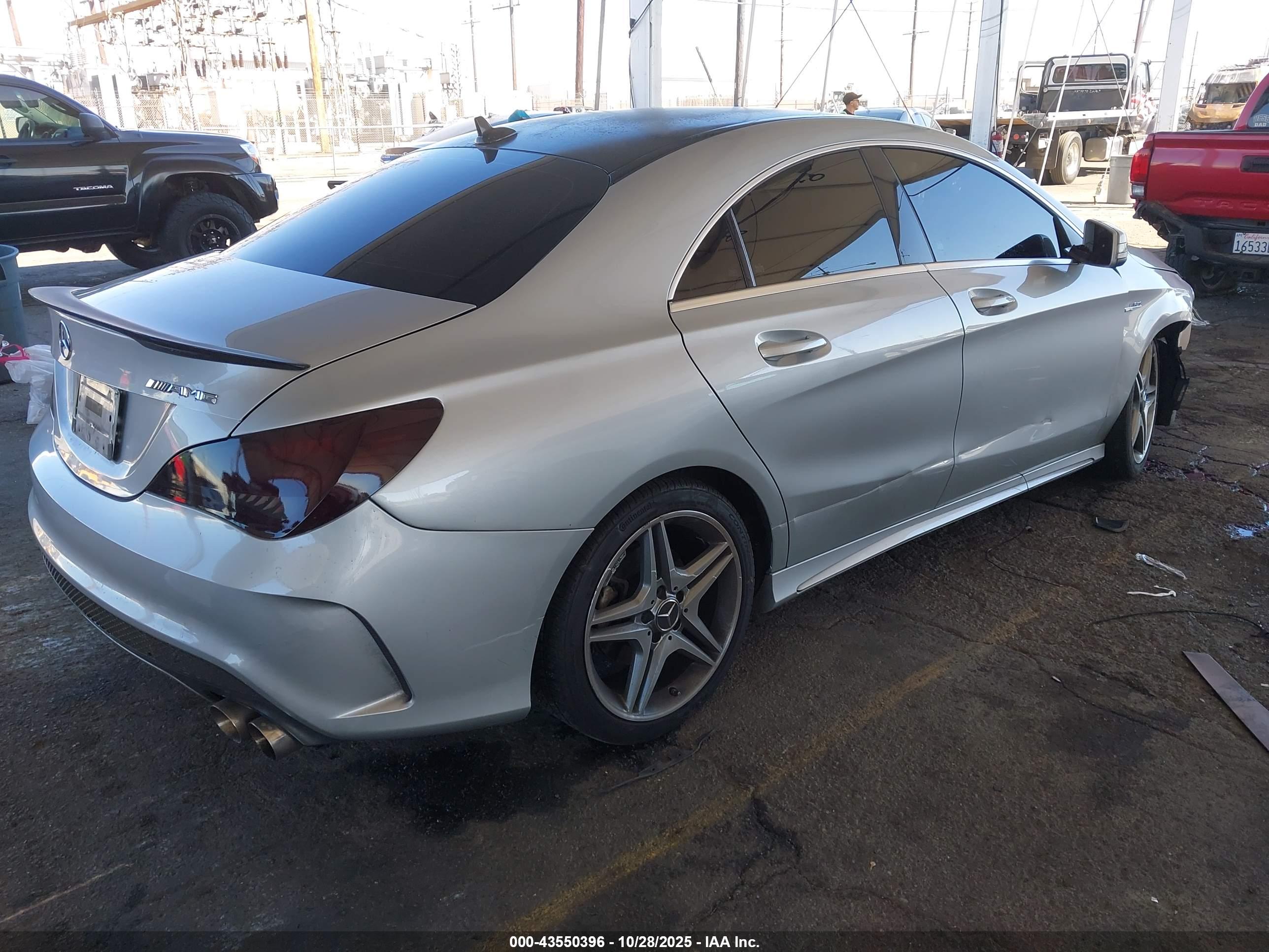 MERCEDES-BENZ CLA image 4