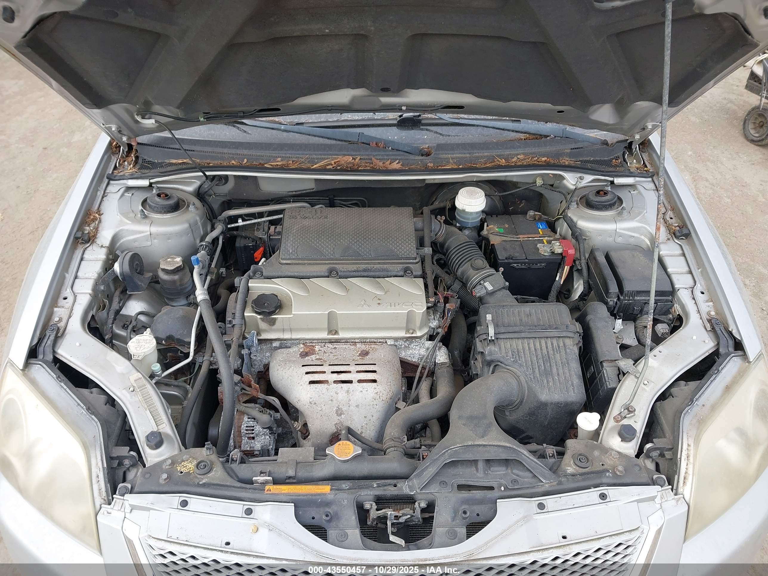 MITSUBISHI GALANT image 10
