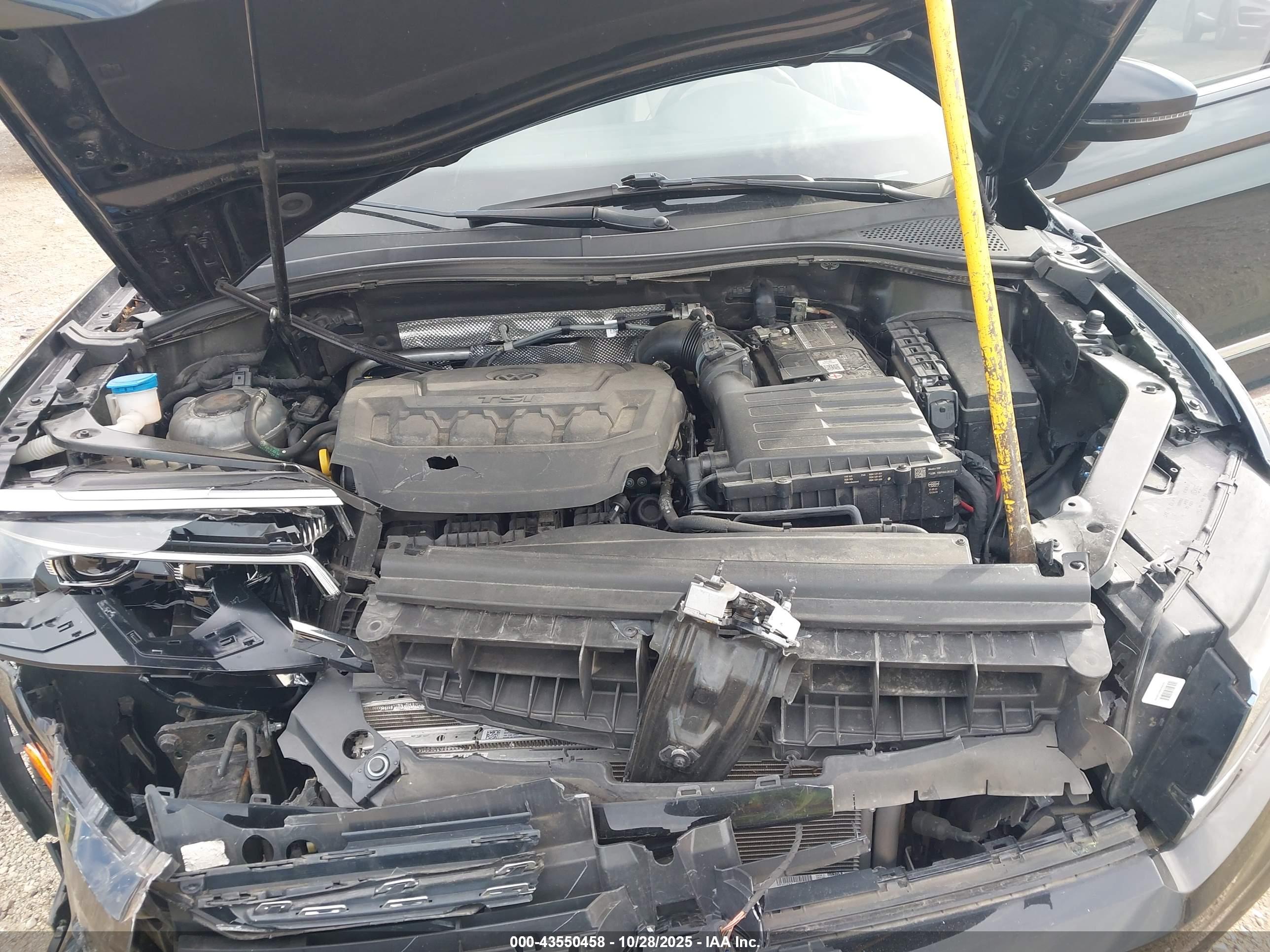 VOLKSWAGEN TIGUAN image 10