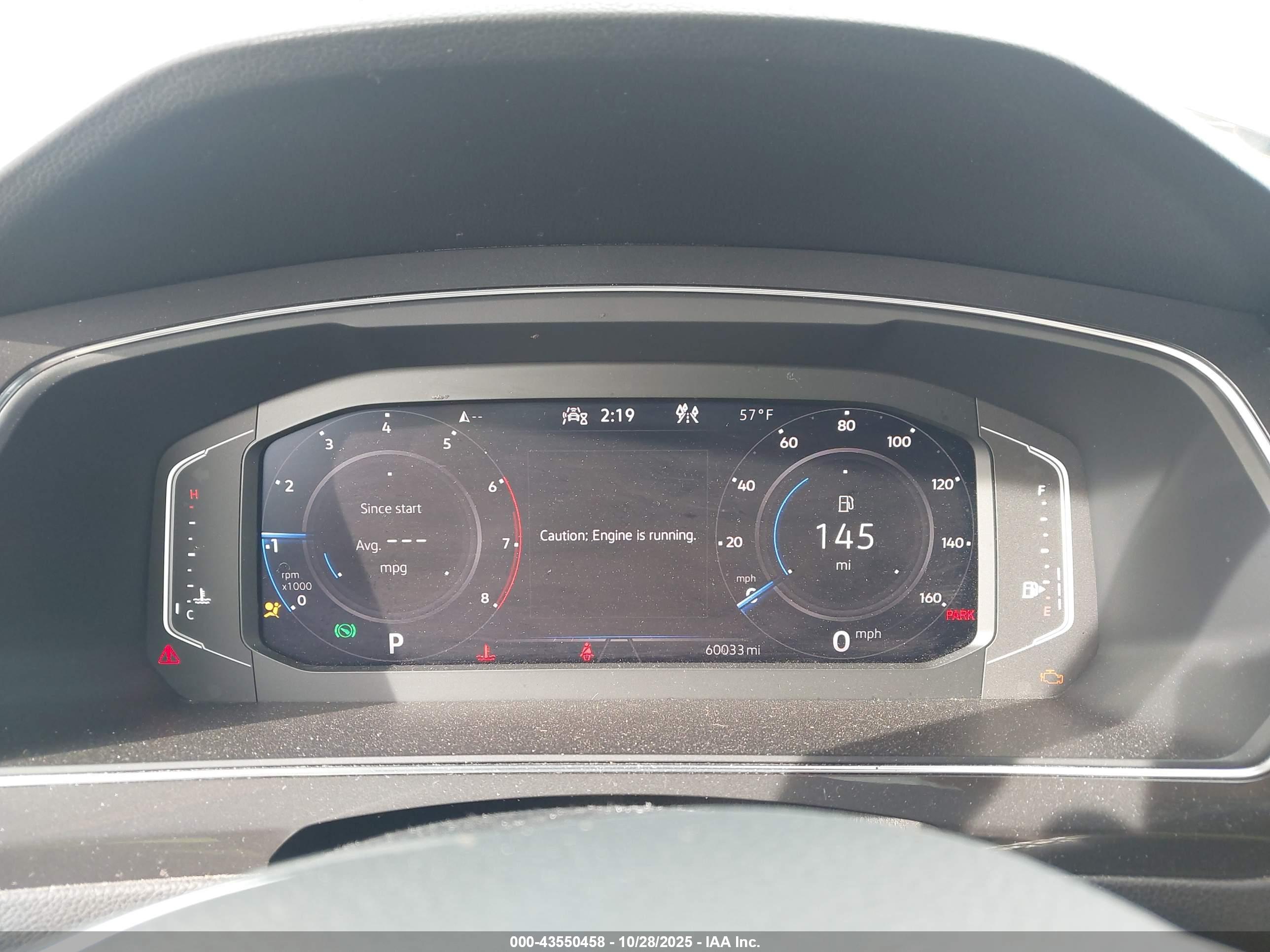 VOLKSWAGEN TIGUAN image 7