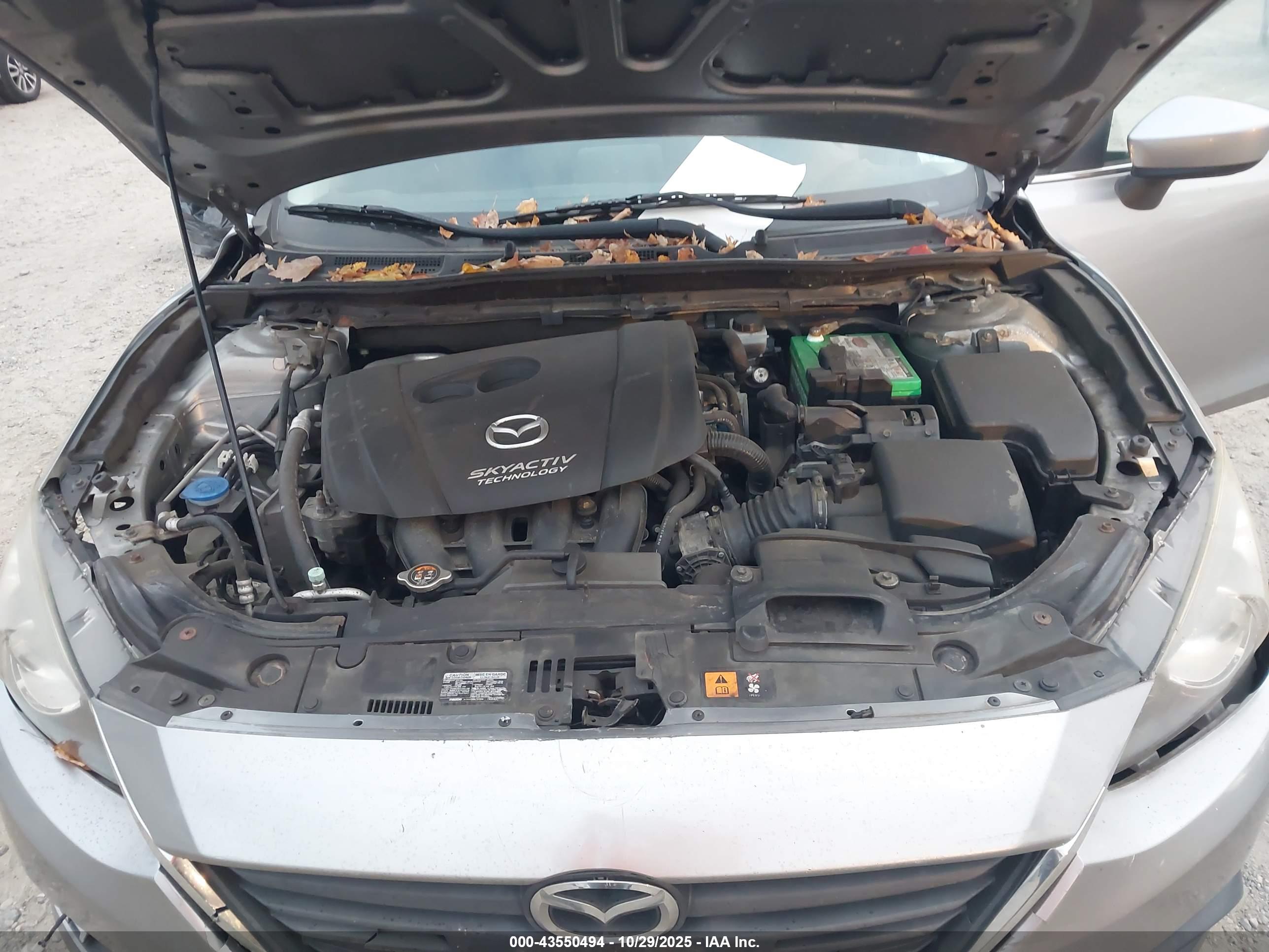 MAZDA MAZDA3 image 10