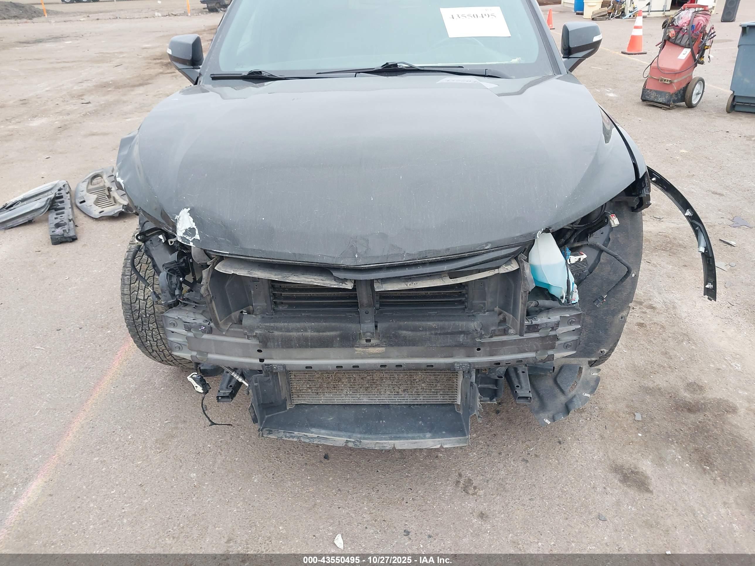 CHEVROLET BLAZER image 6