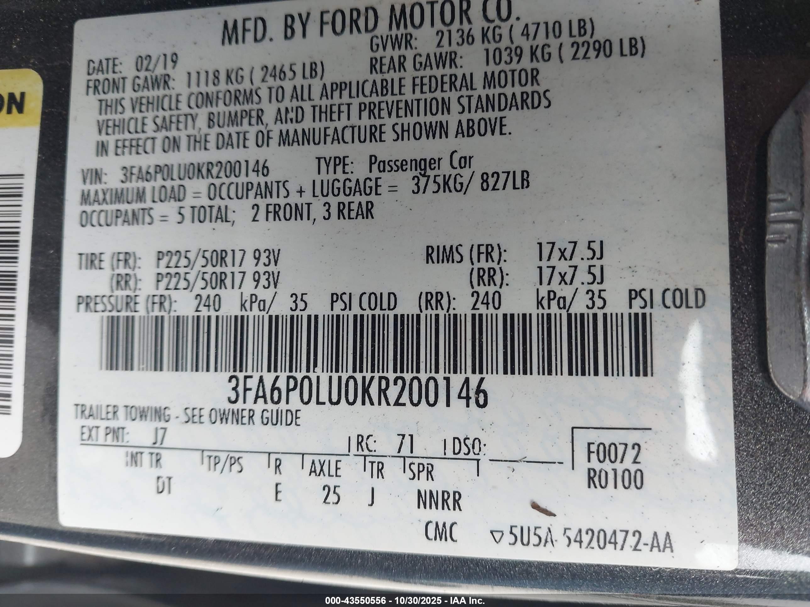 FORD FUSION image 9