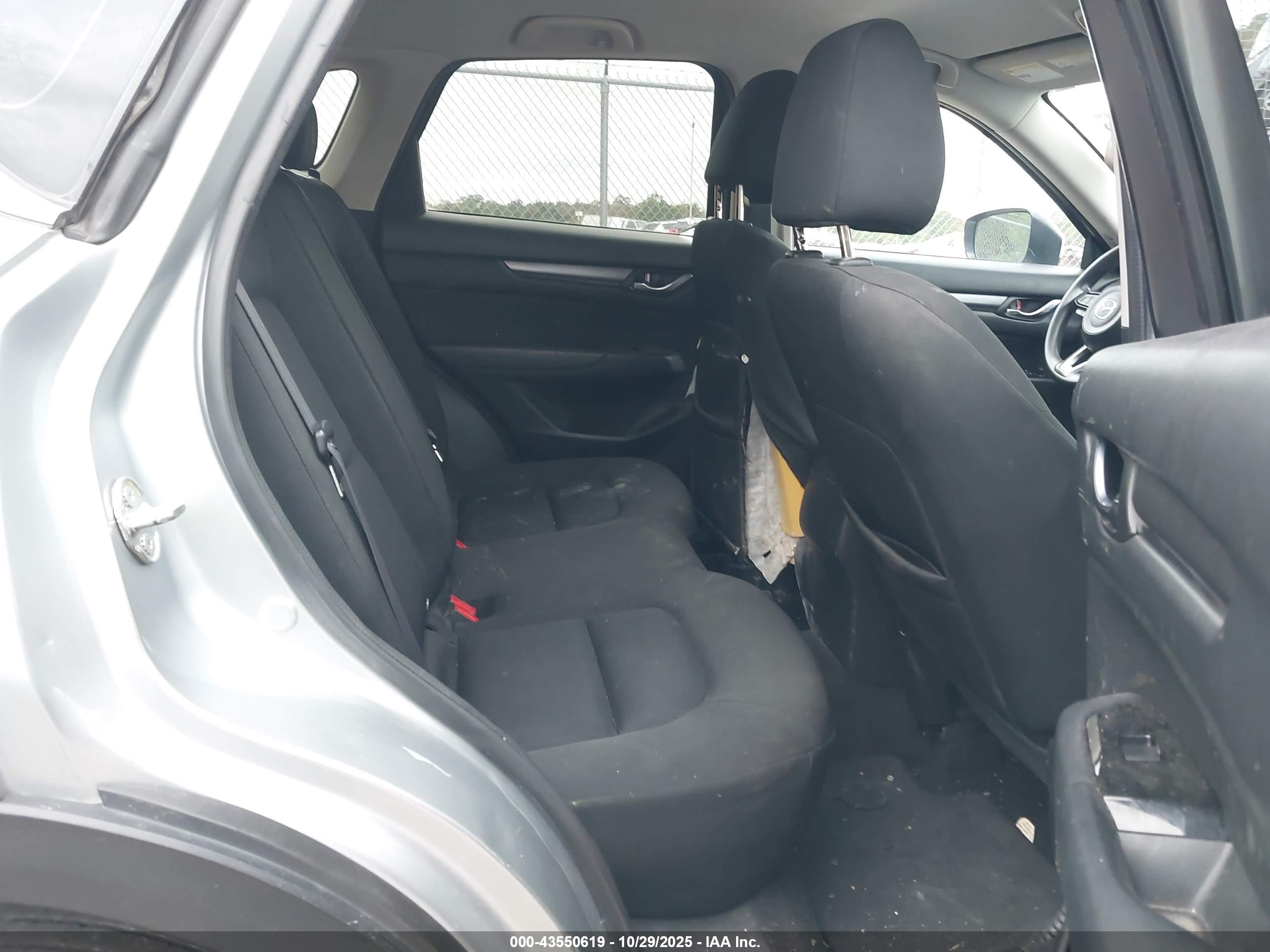 MAZDA CX-5 image 8