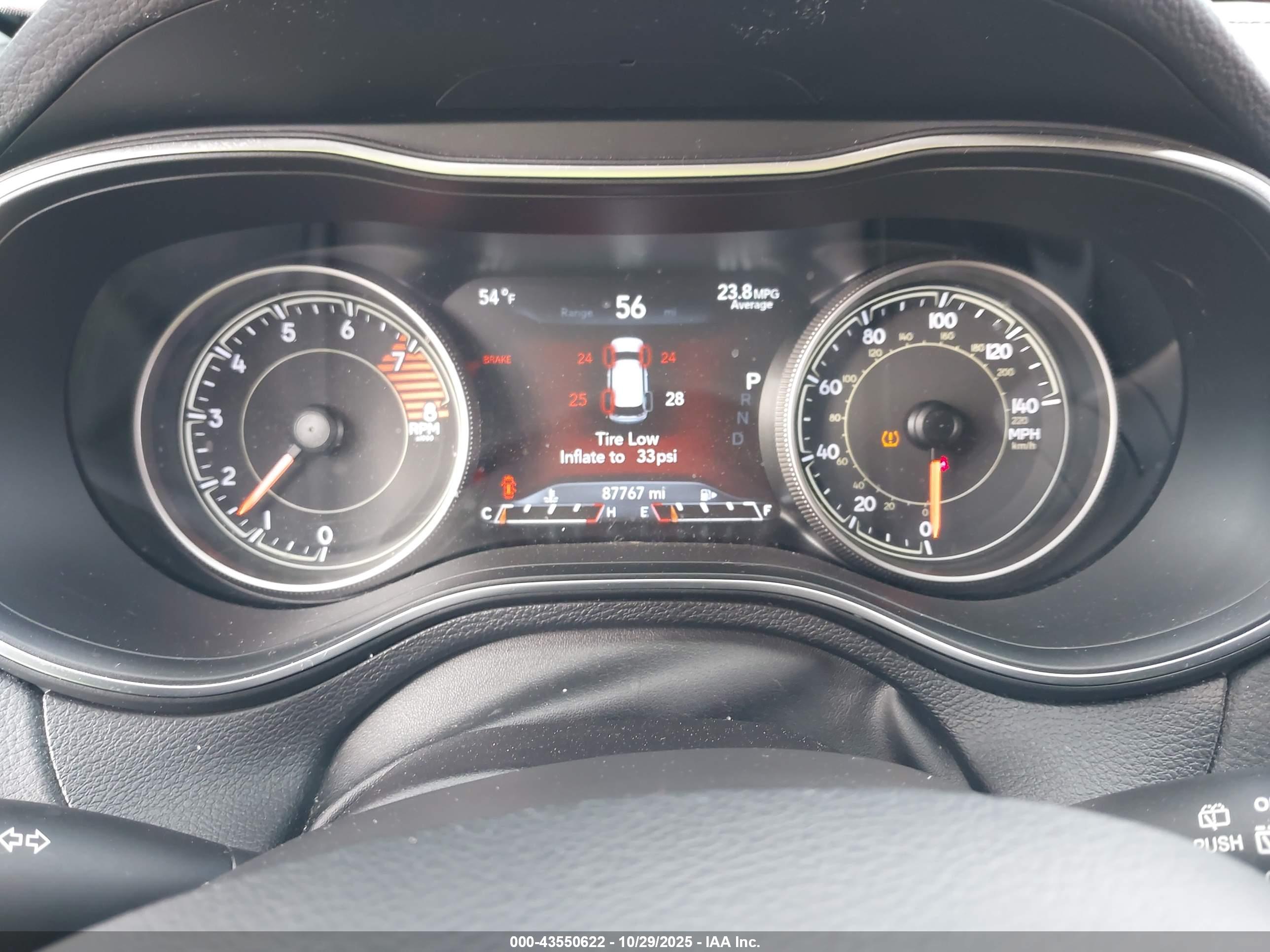 JEEP CHEROKEE image 7