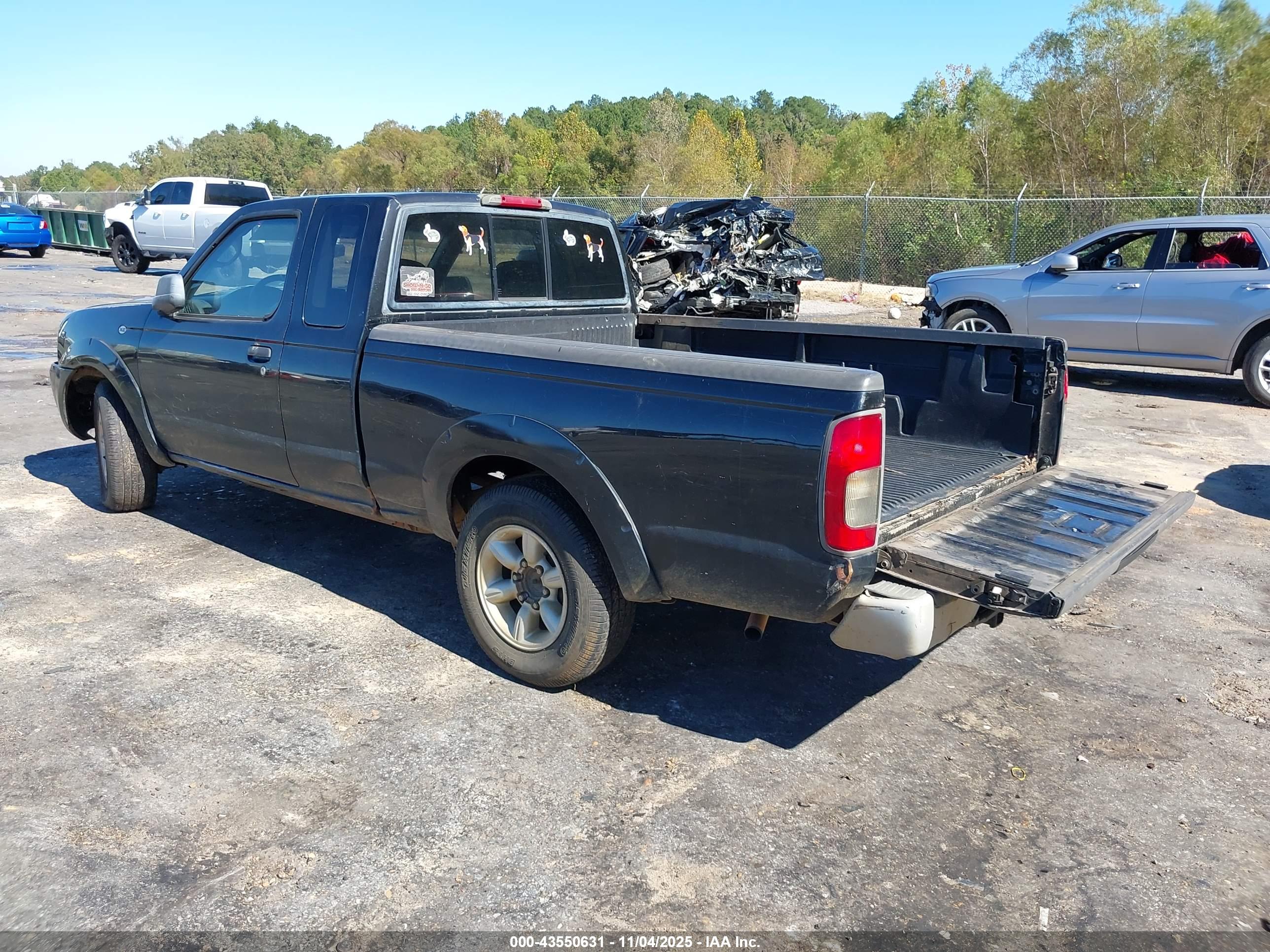 NISSAN FRONTIER image 3